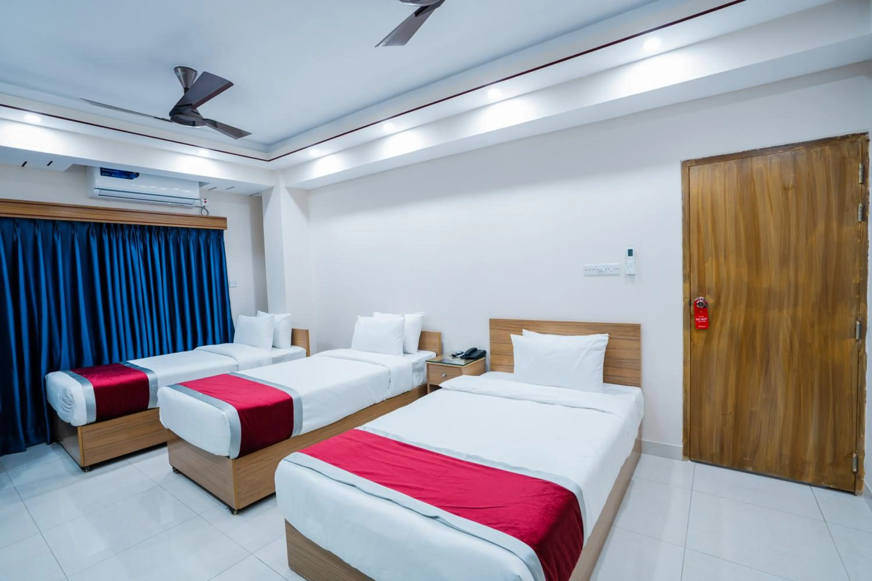 Bed in Hotel Safa Residency - DHAKA