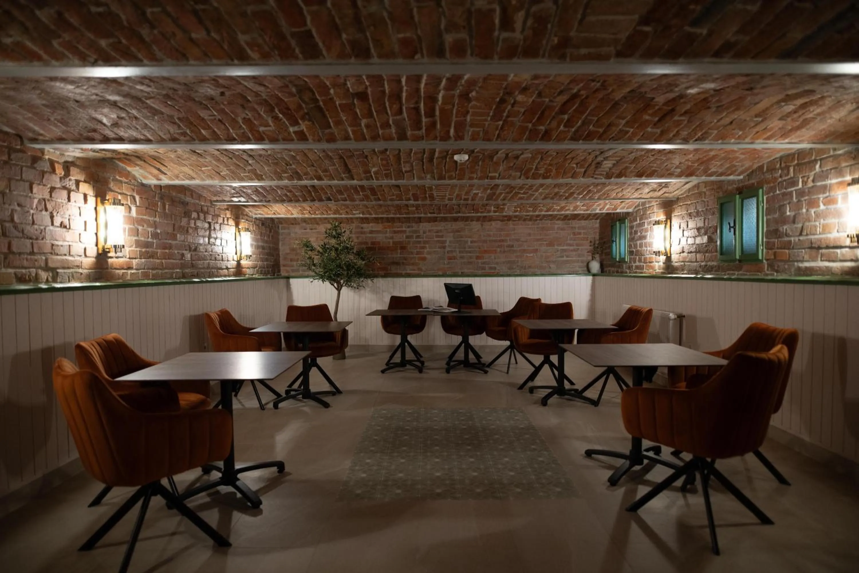 Meeting/conference room in Olivia 9teen Hotel Boutique