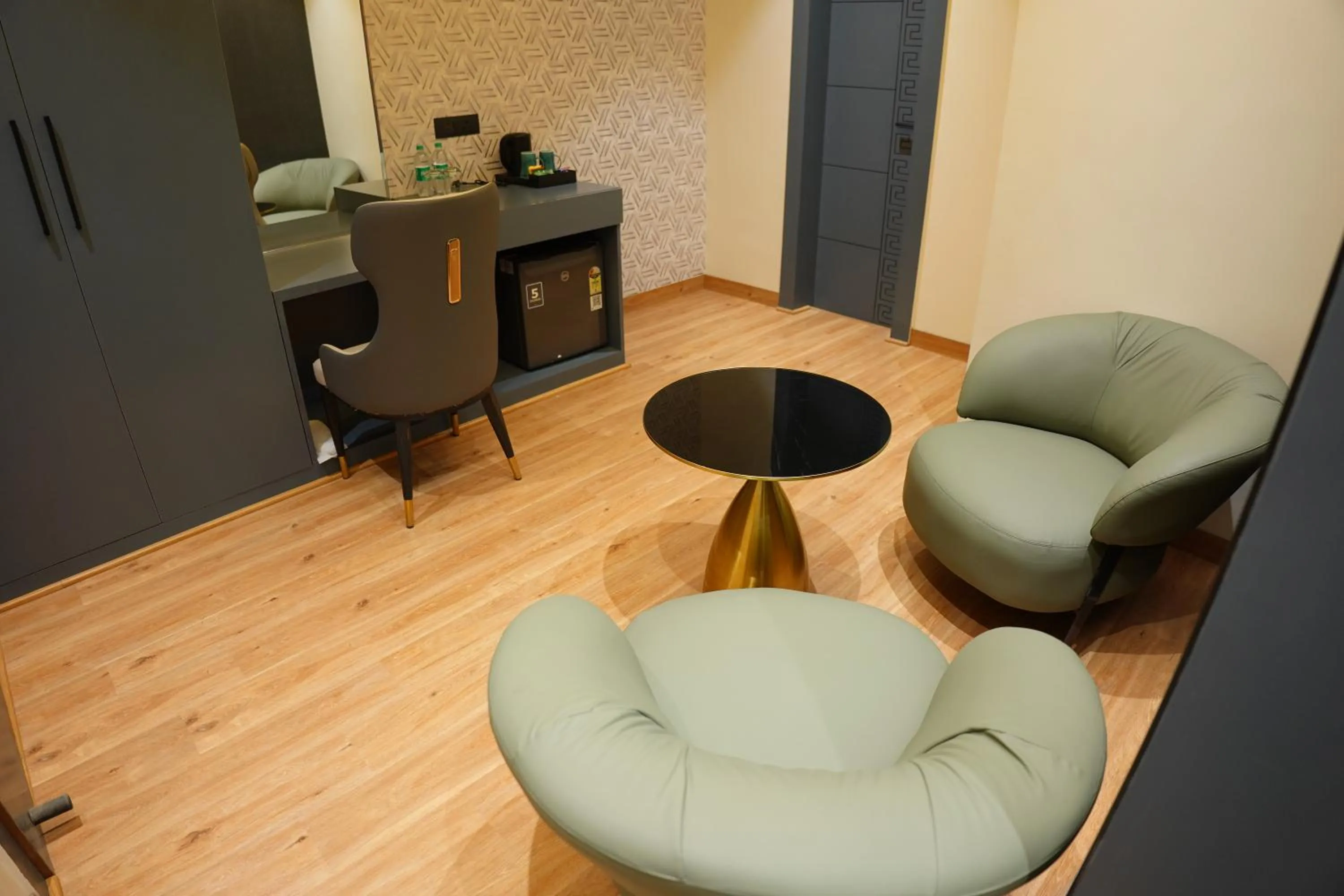 Living room in The Pearl Petal