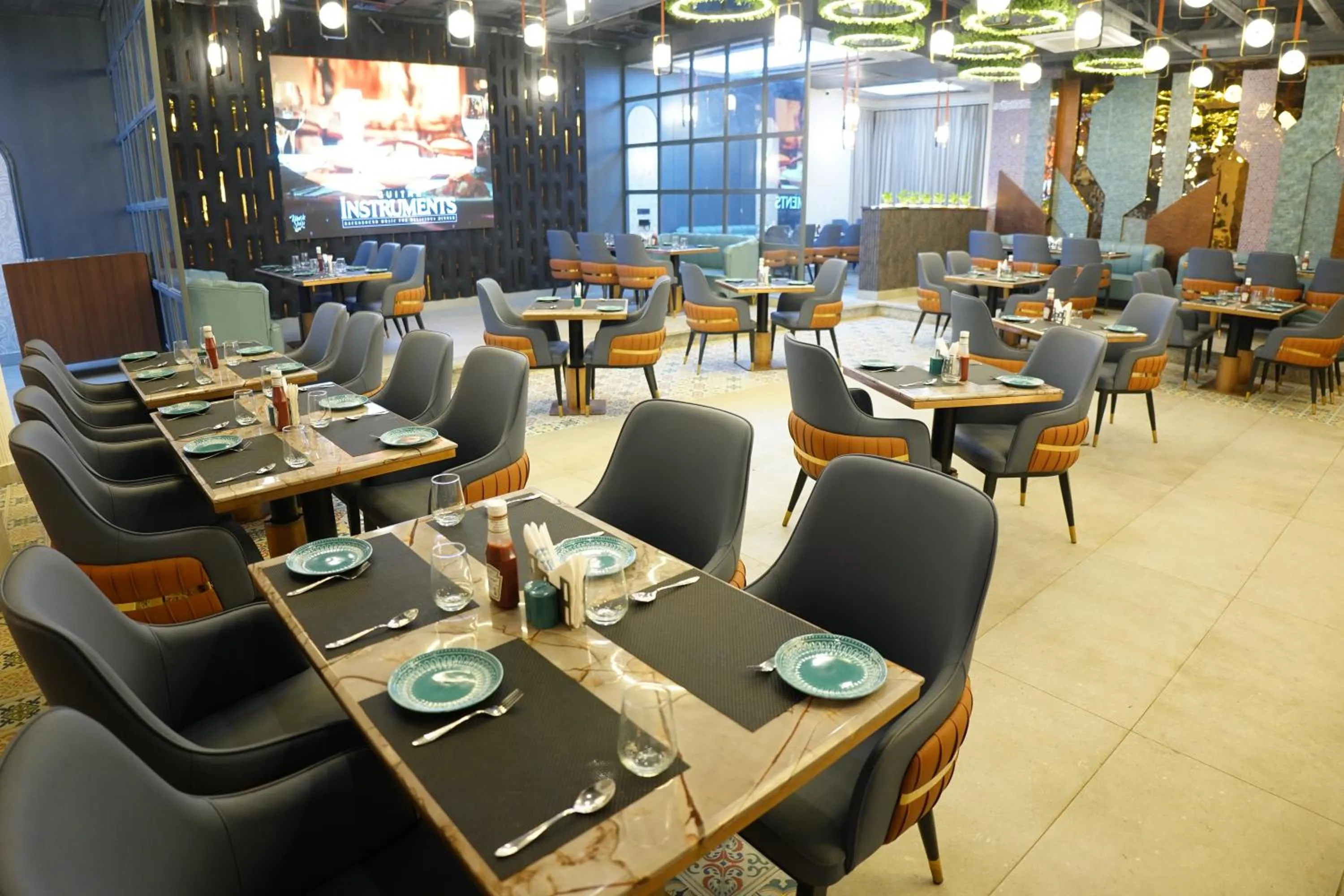 Restaurant/places to eat in The Pearl Petal