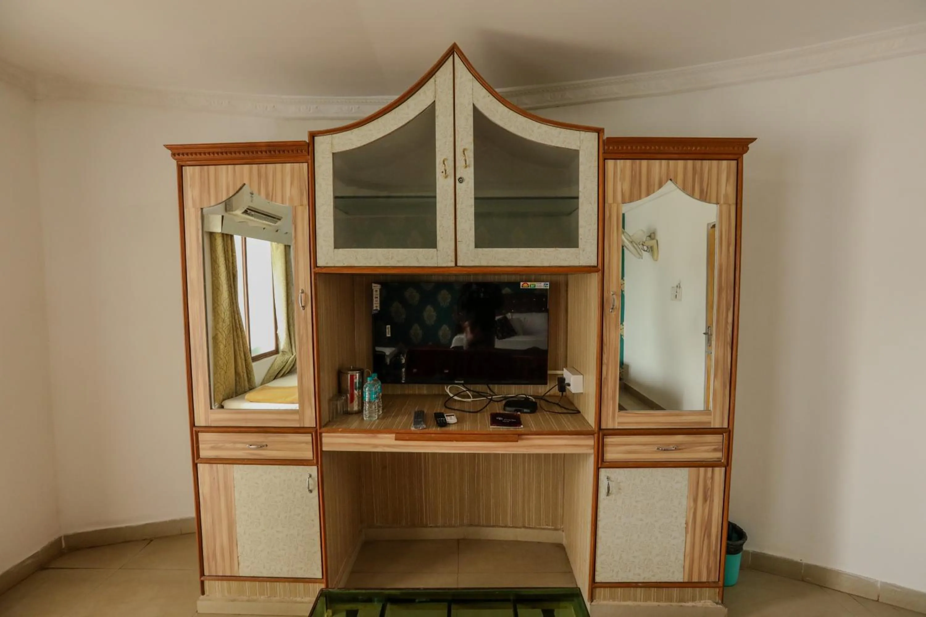 Thavika O Nila Resort & Convention Centre