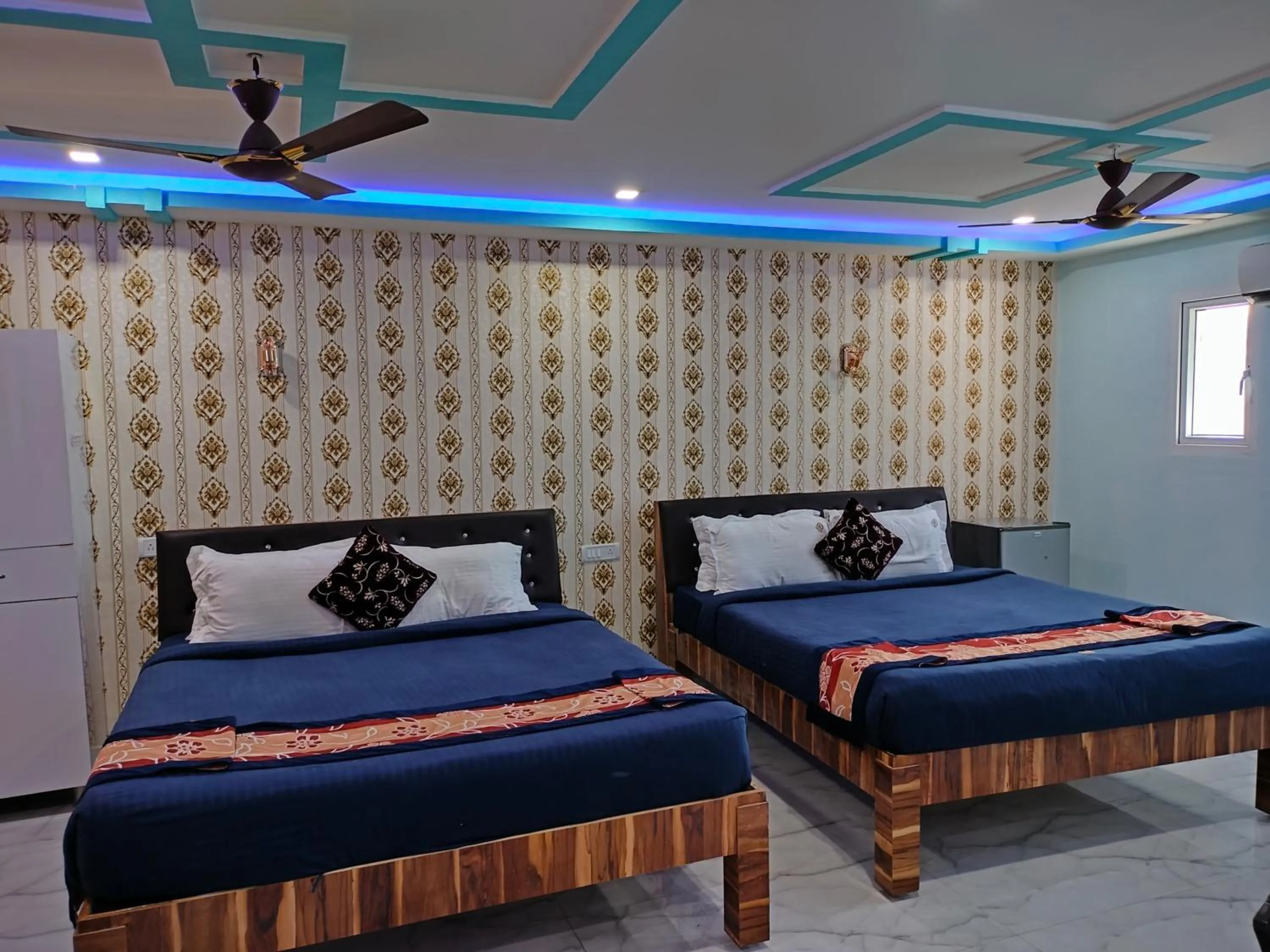 Bed in Thavika O Nila Resort & Convention Centre