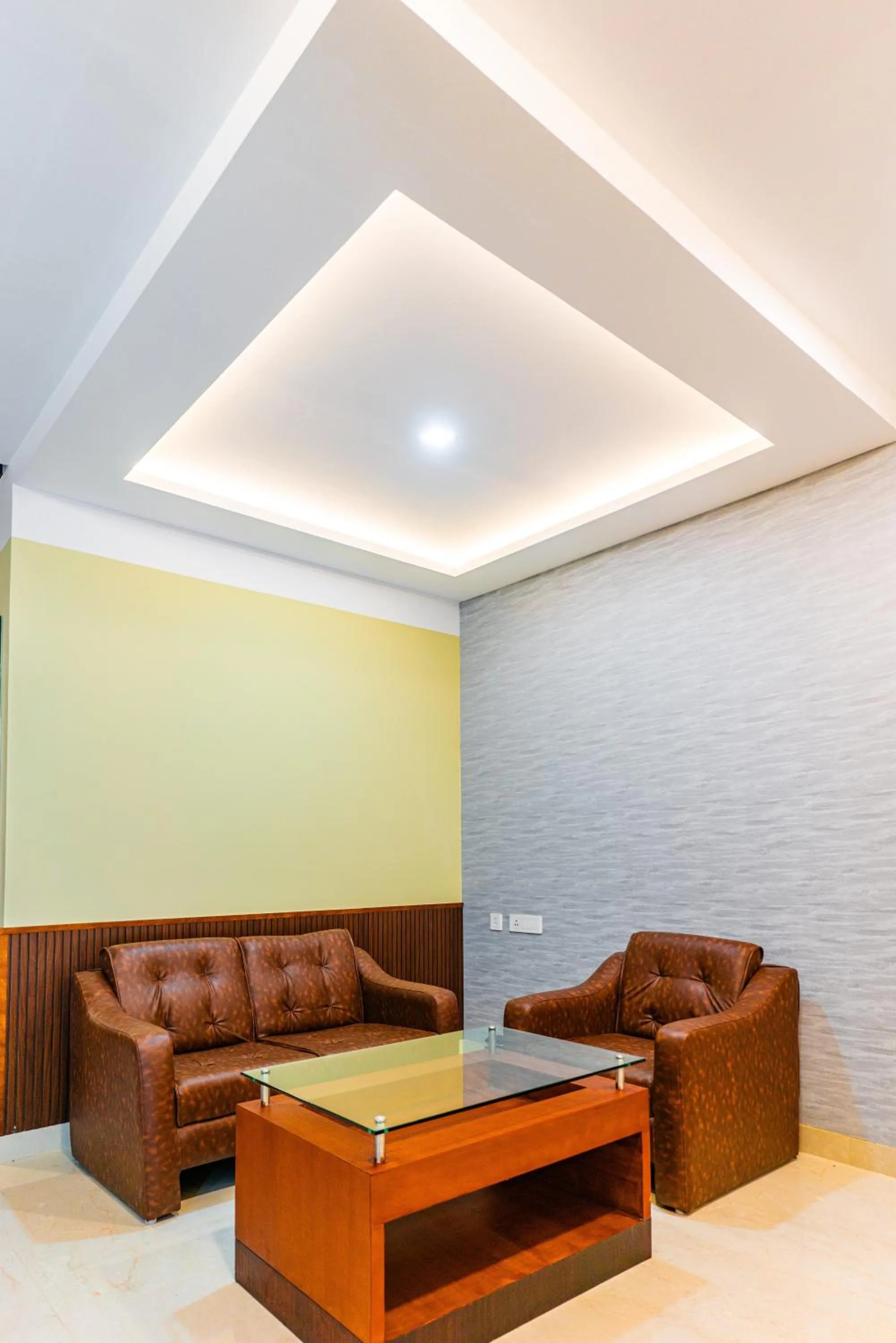 Bedroom in Misty Rock Hotels