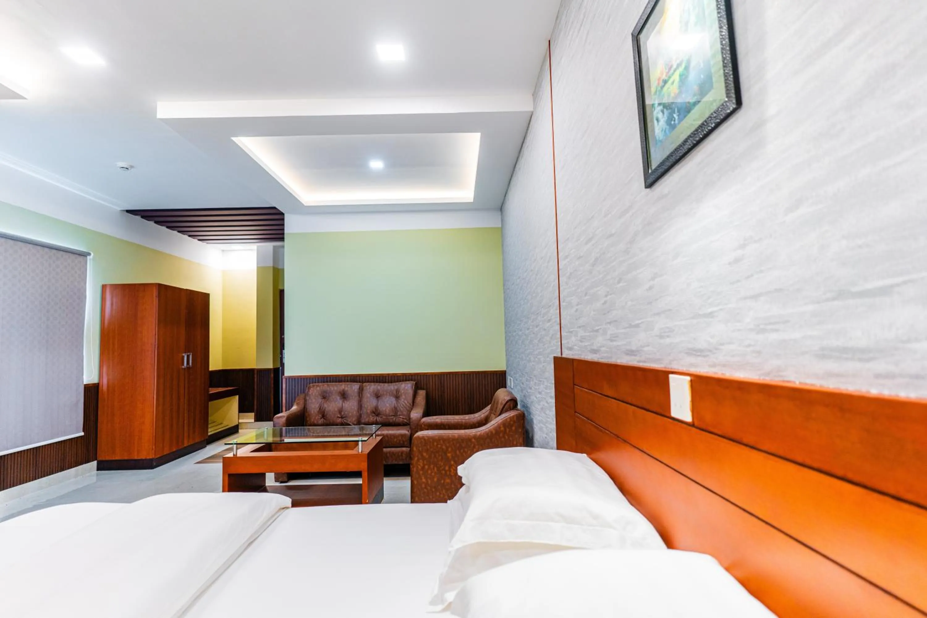 Bed in Misty Rock Hotels