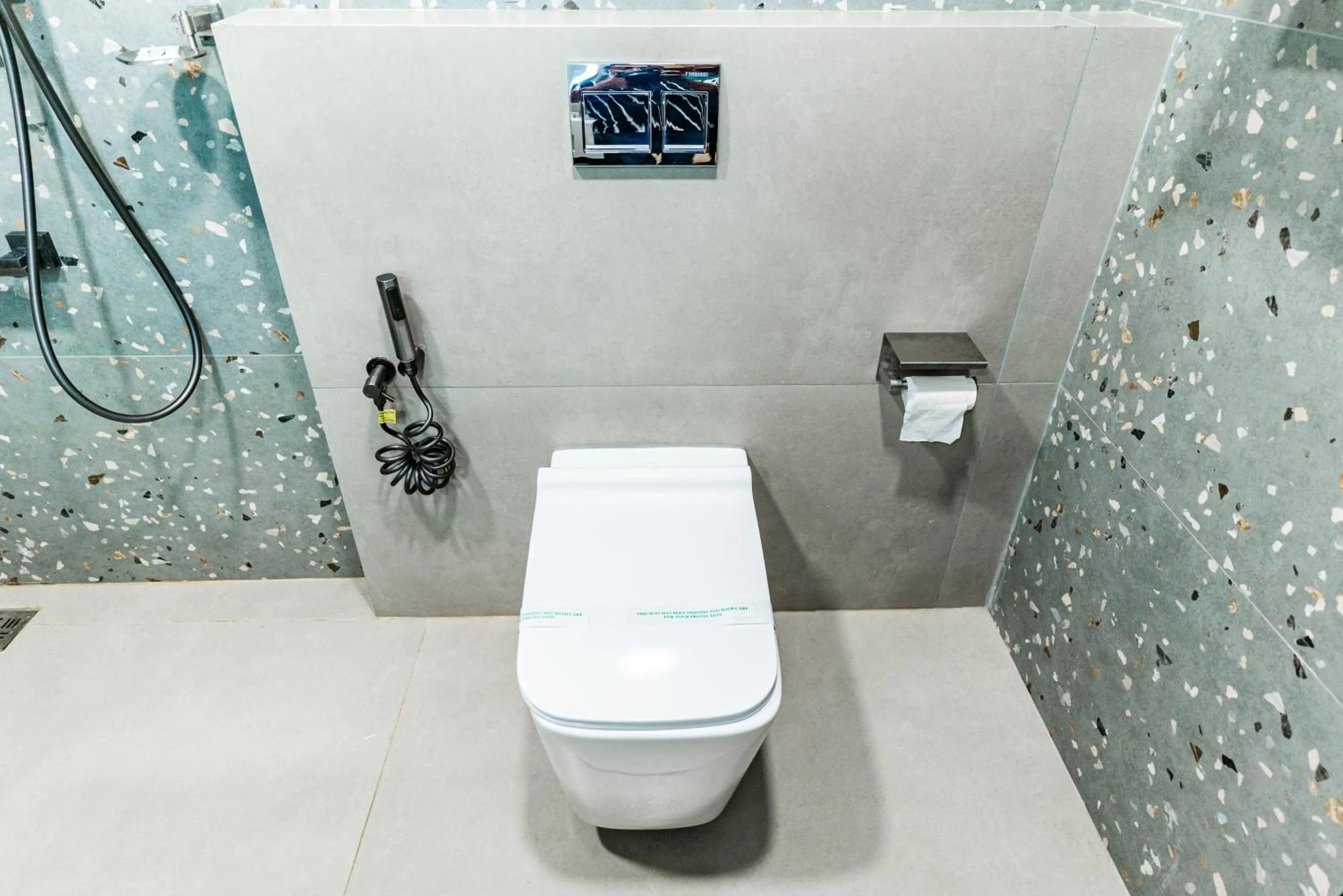 Toilet in Misty Rock Hotels