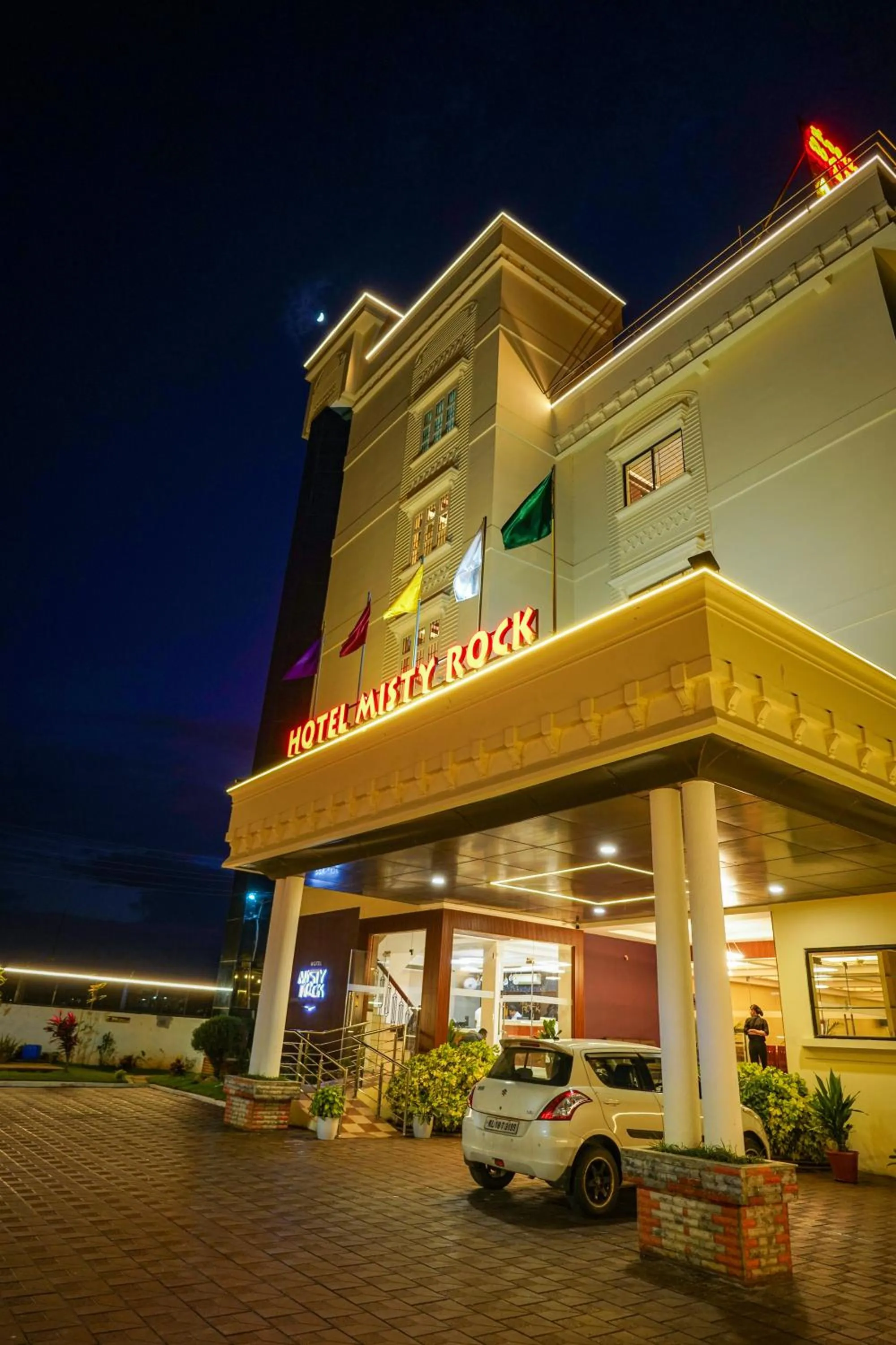 Property building in Misty Rock Hotels