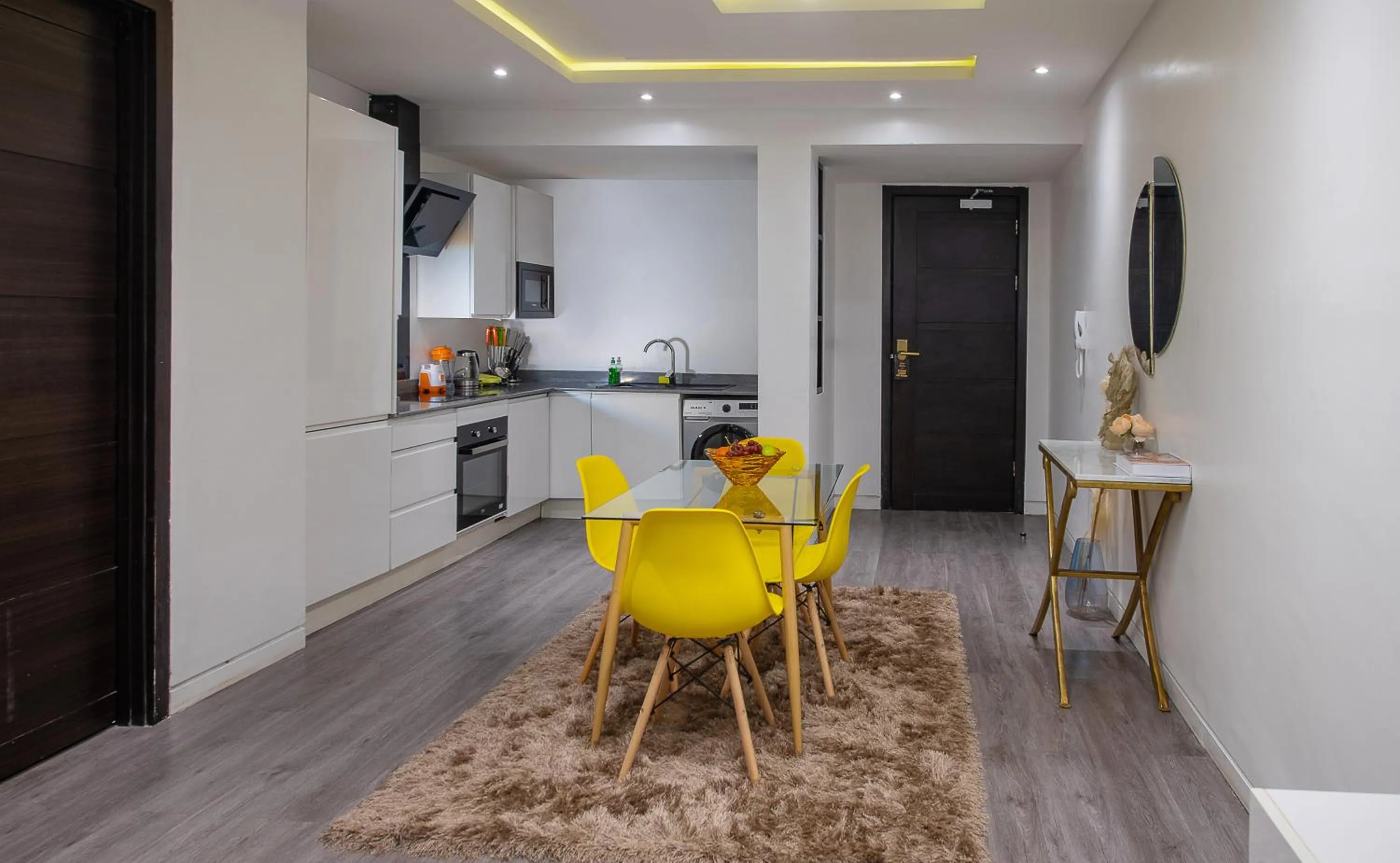 Kitchen or kitchenette in George Residence Lekki