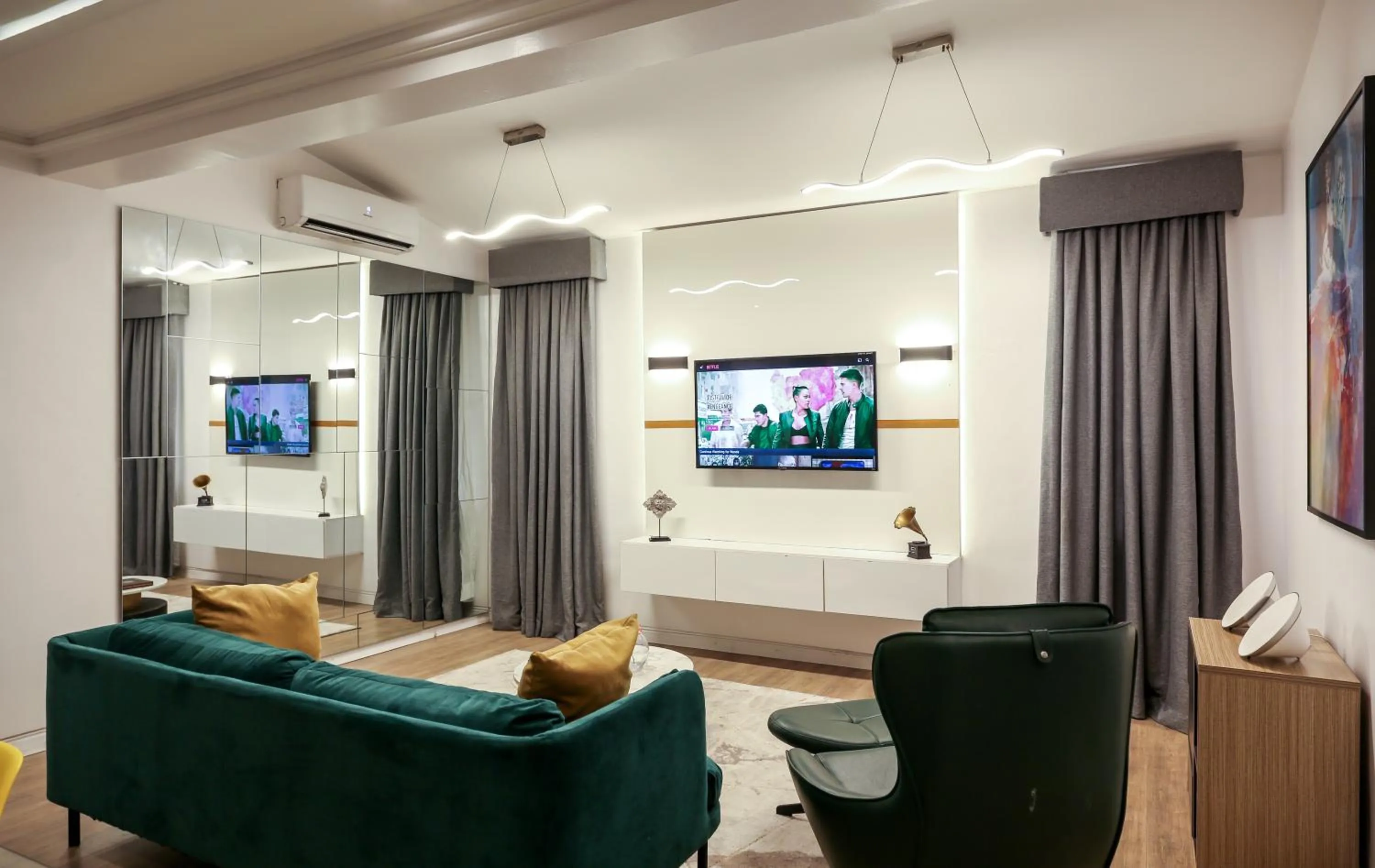 TV and multimedia in George Residence Lekki
