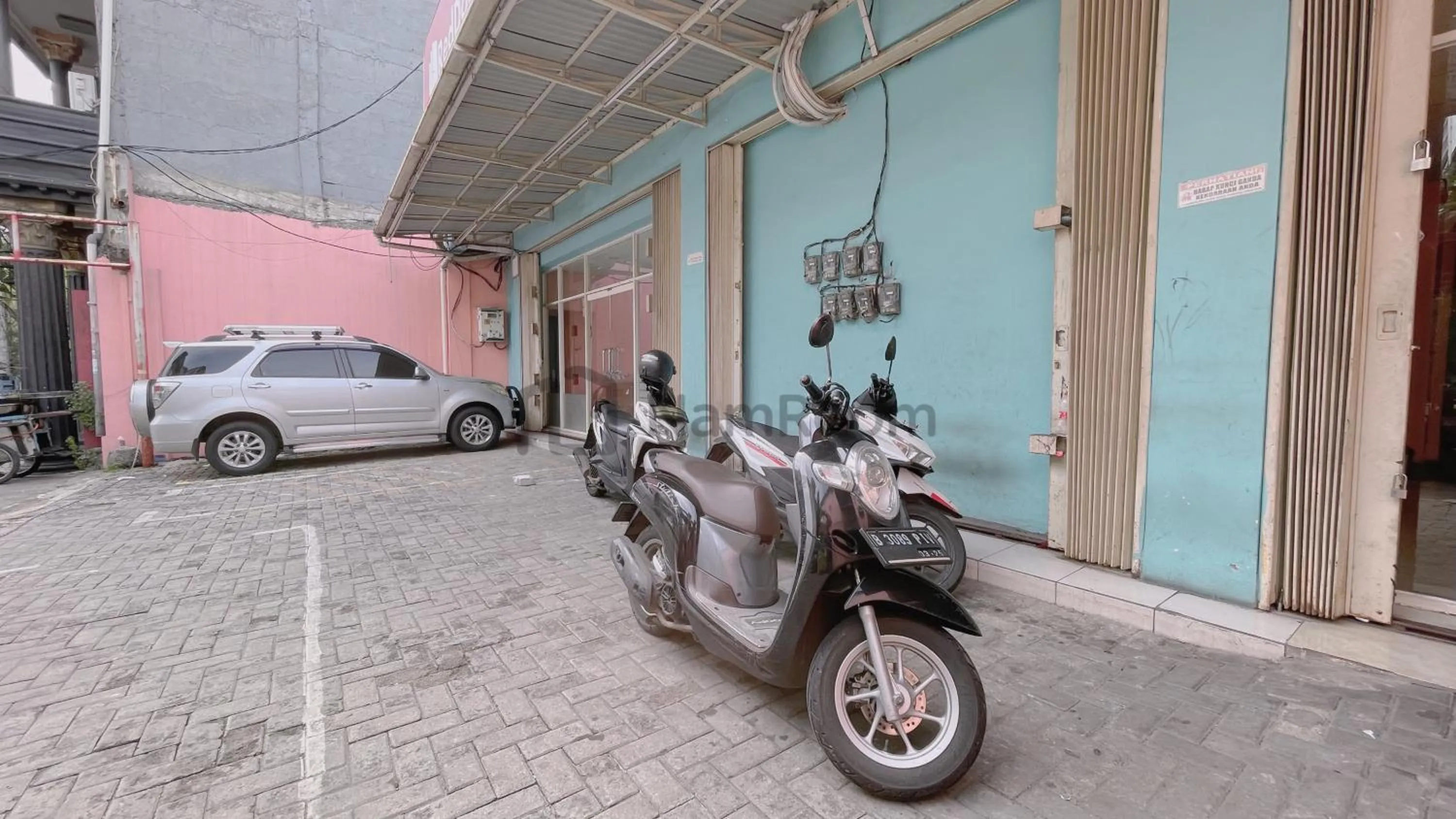 Day in Cempaka Residence By NamRoom