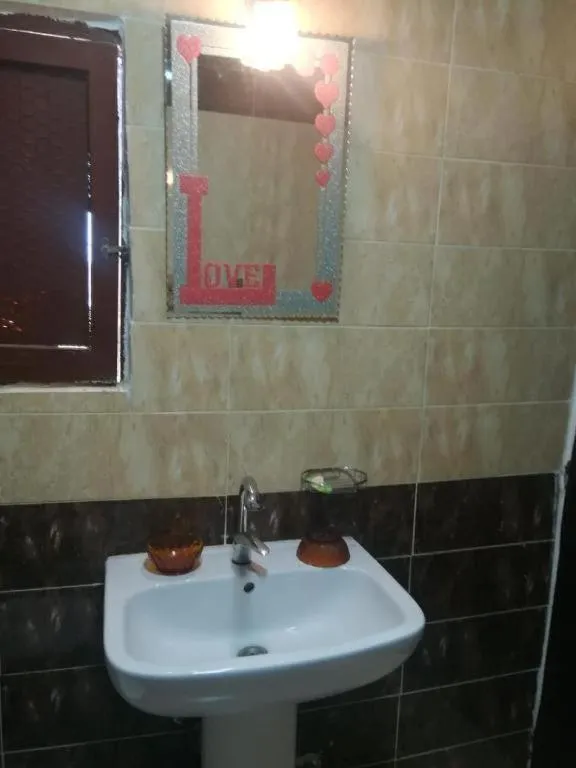 Bathroom in Pyramids View
