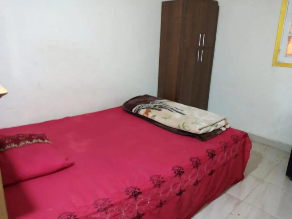 Bed in Pyramids View