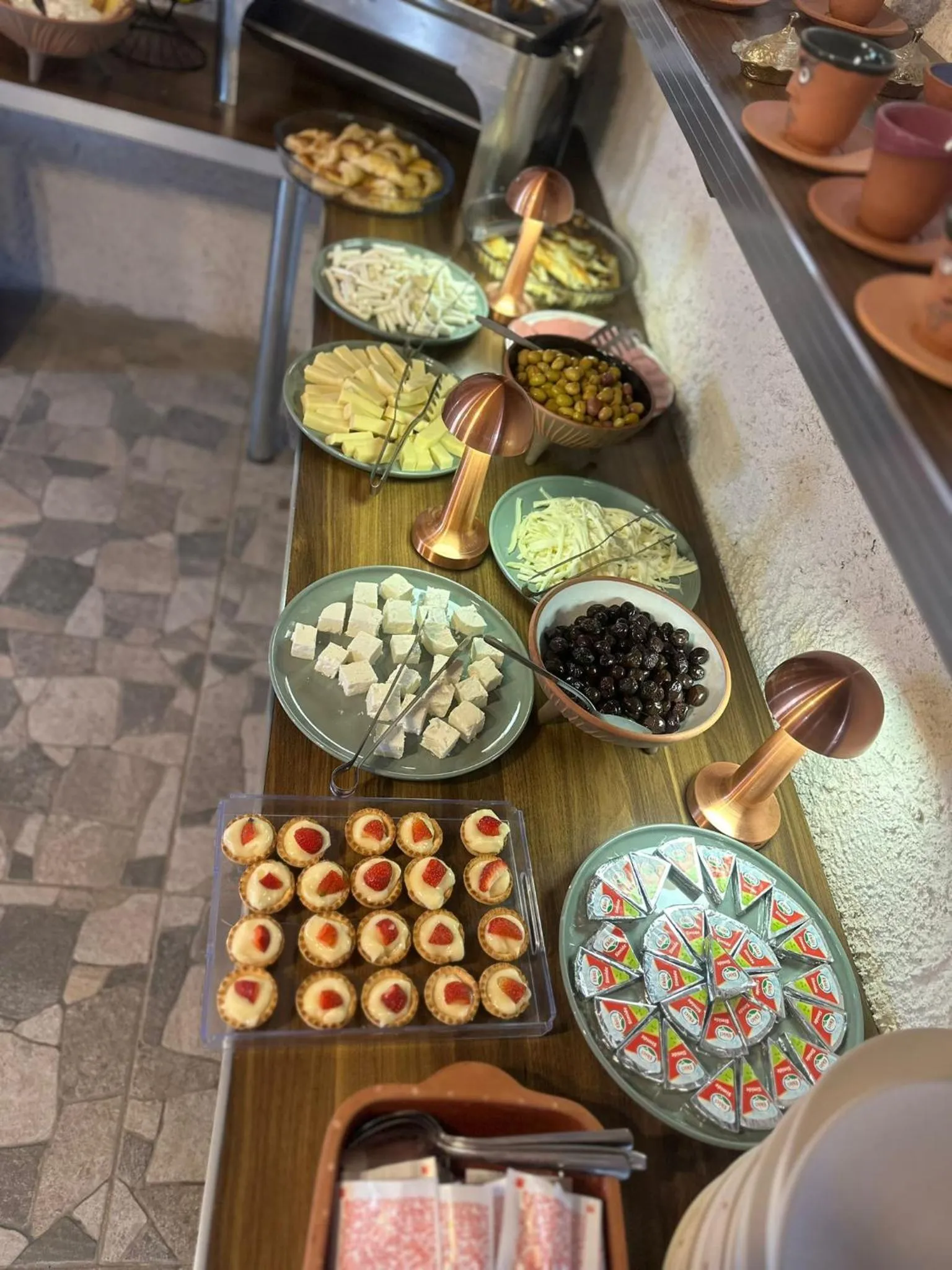 Food and drinks in Panda Stone House