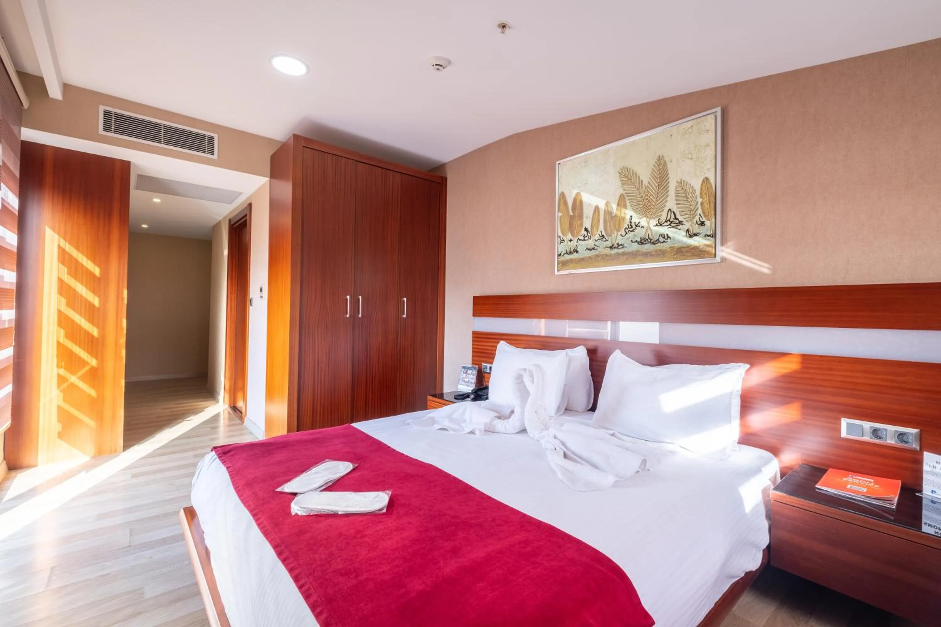 Bed in Park by Clover Nişantaşı Harbiye Şişli