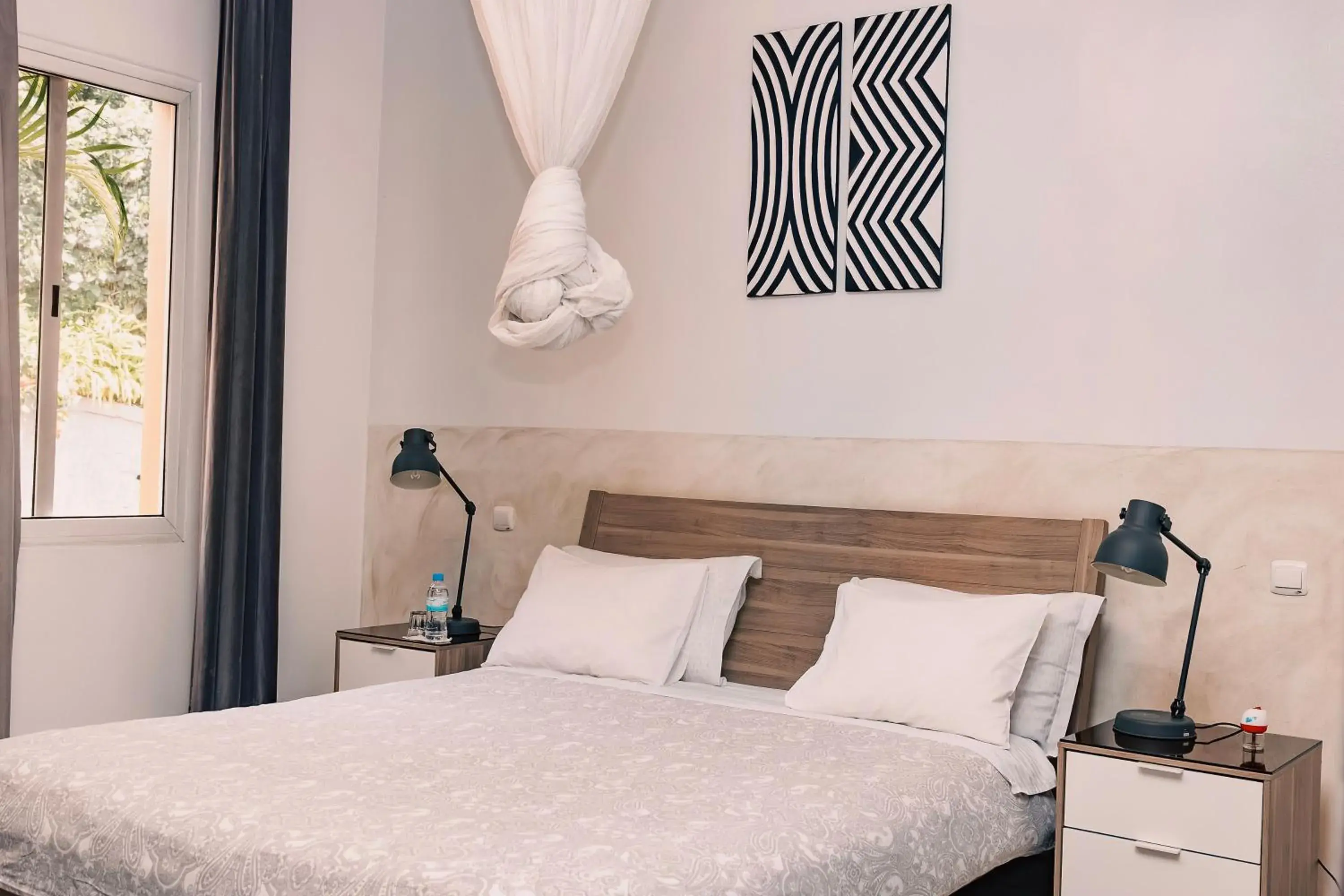 Bed in 5 Swiss Hotel Bed in 5 Swiss Hotel