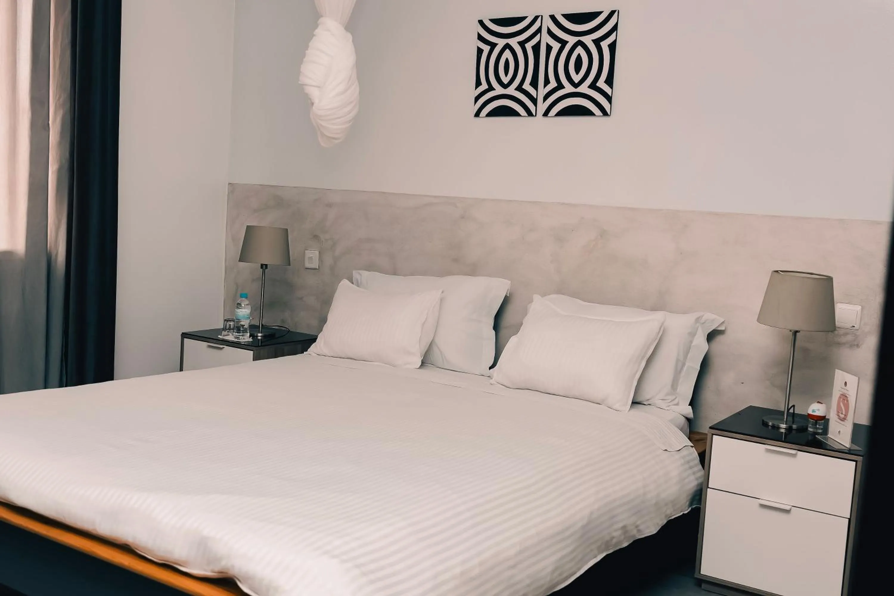 Bed in 5 Swiss Hotel