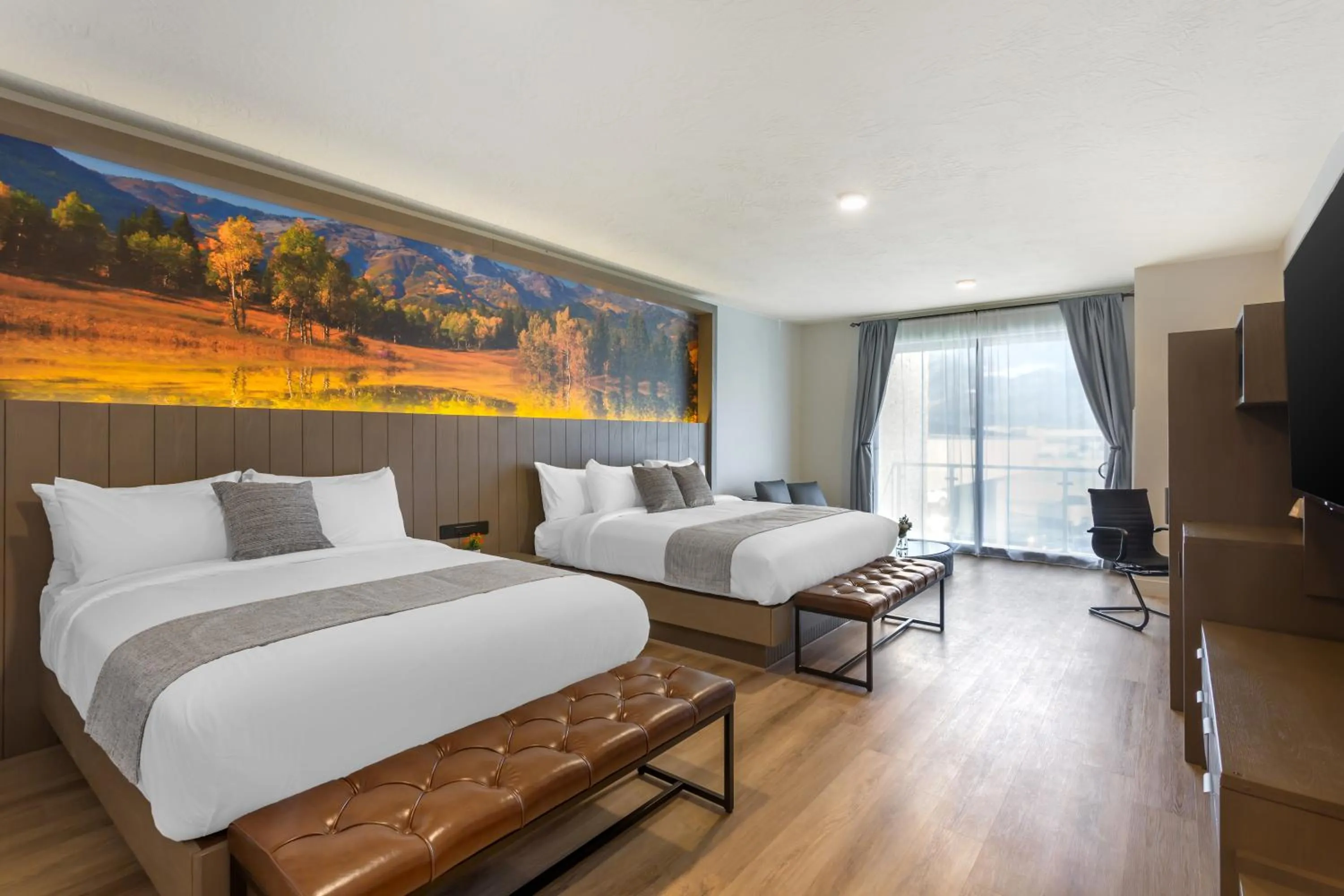 Bed in The Valor, an Ascend Collection Hotel