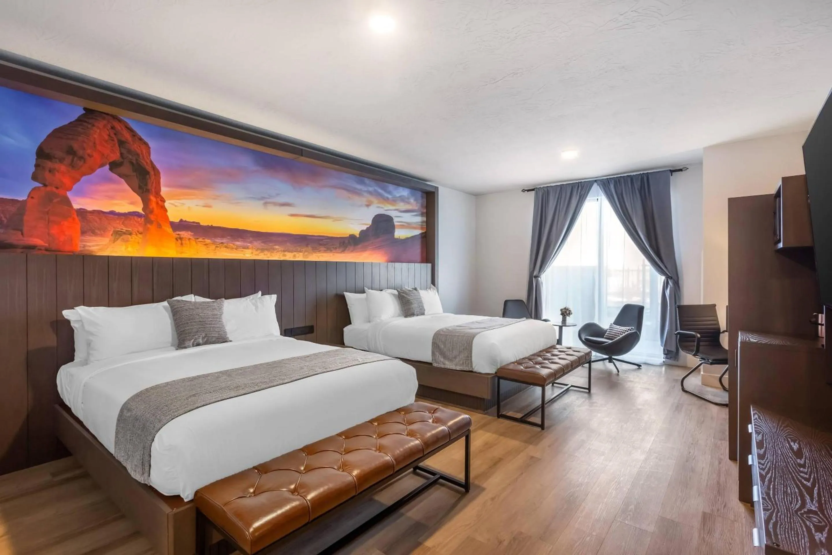 Bedroom, Bed in The Valor, an Ascend Collection Hotel