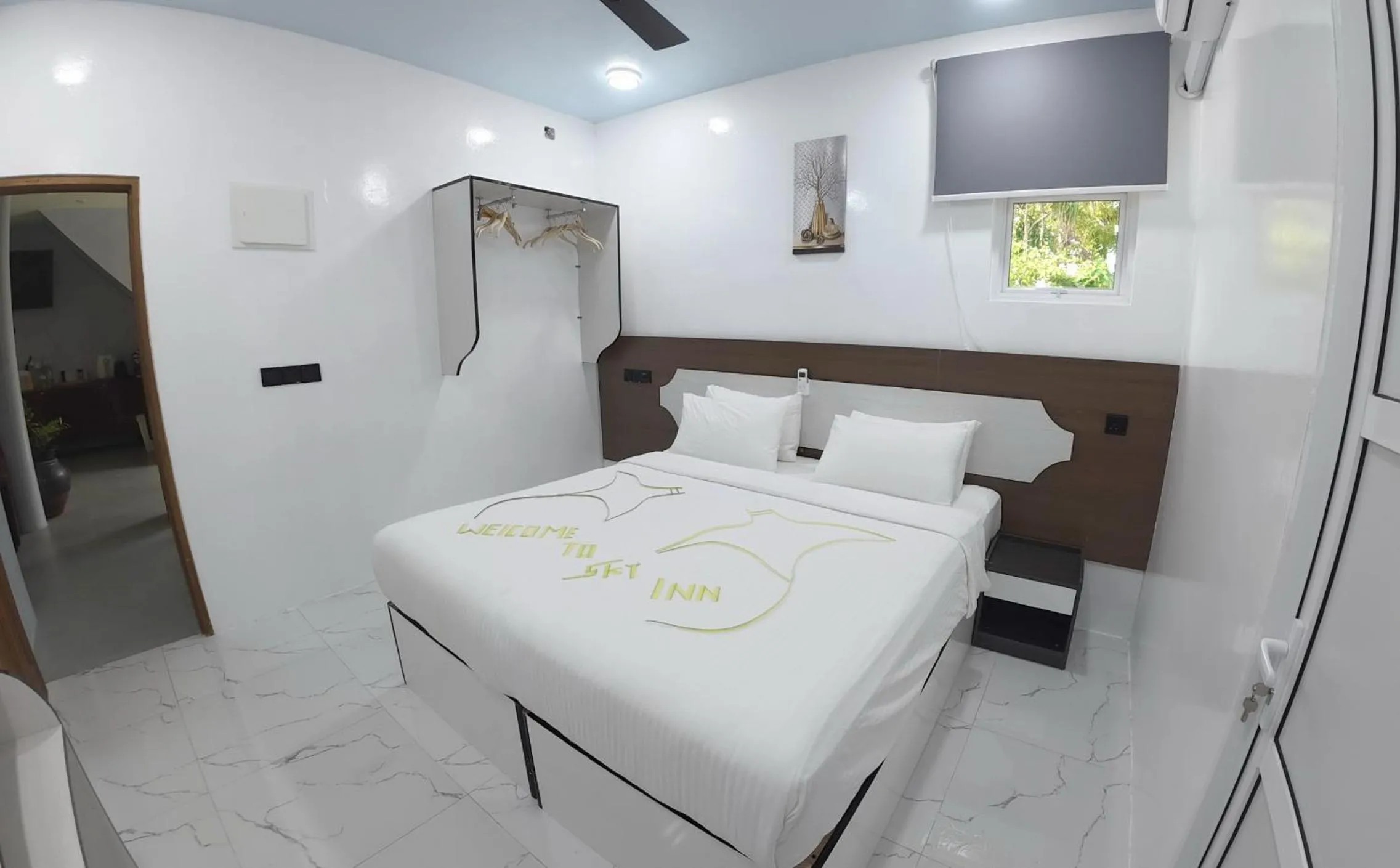 Bed in Skyinn omadhoo