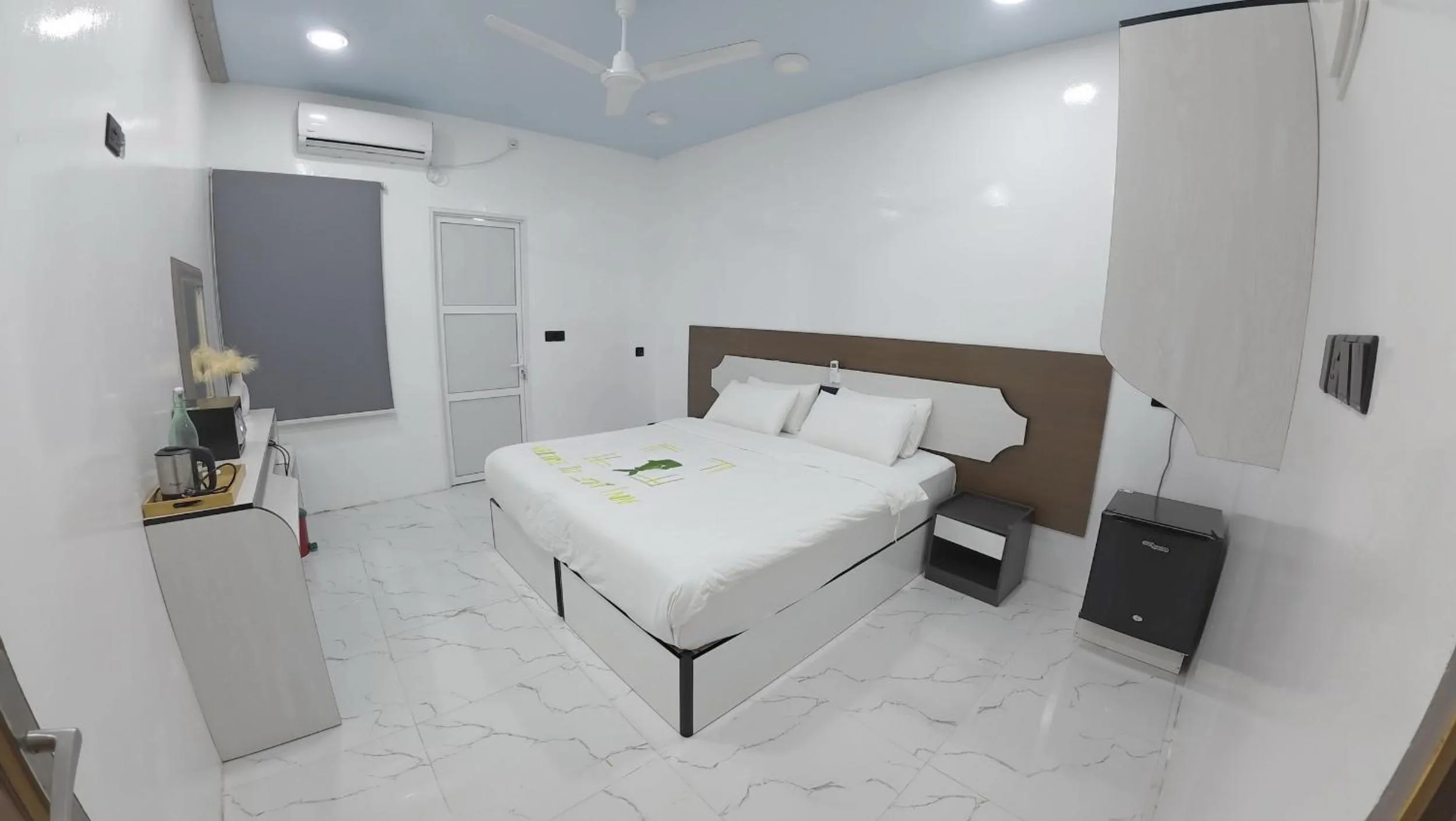Bed in Skyinn omadhoo
