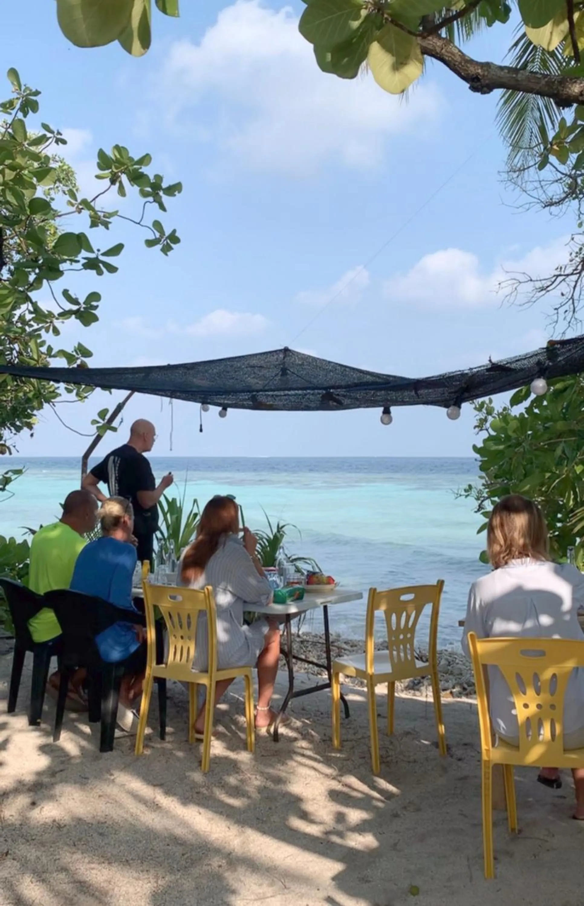 Day in Skyinn omadhoo