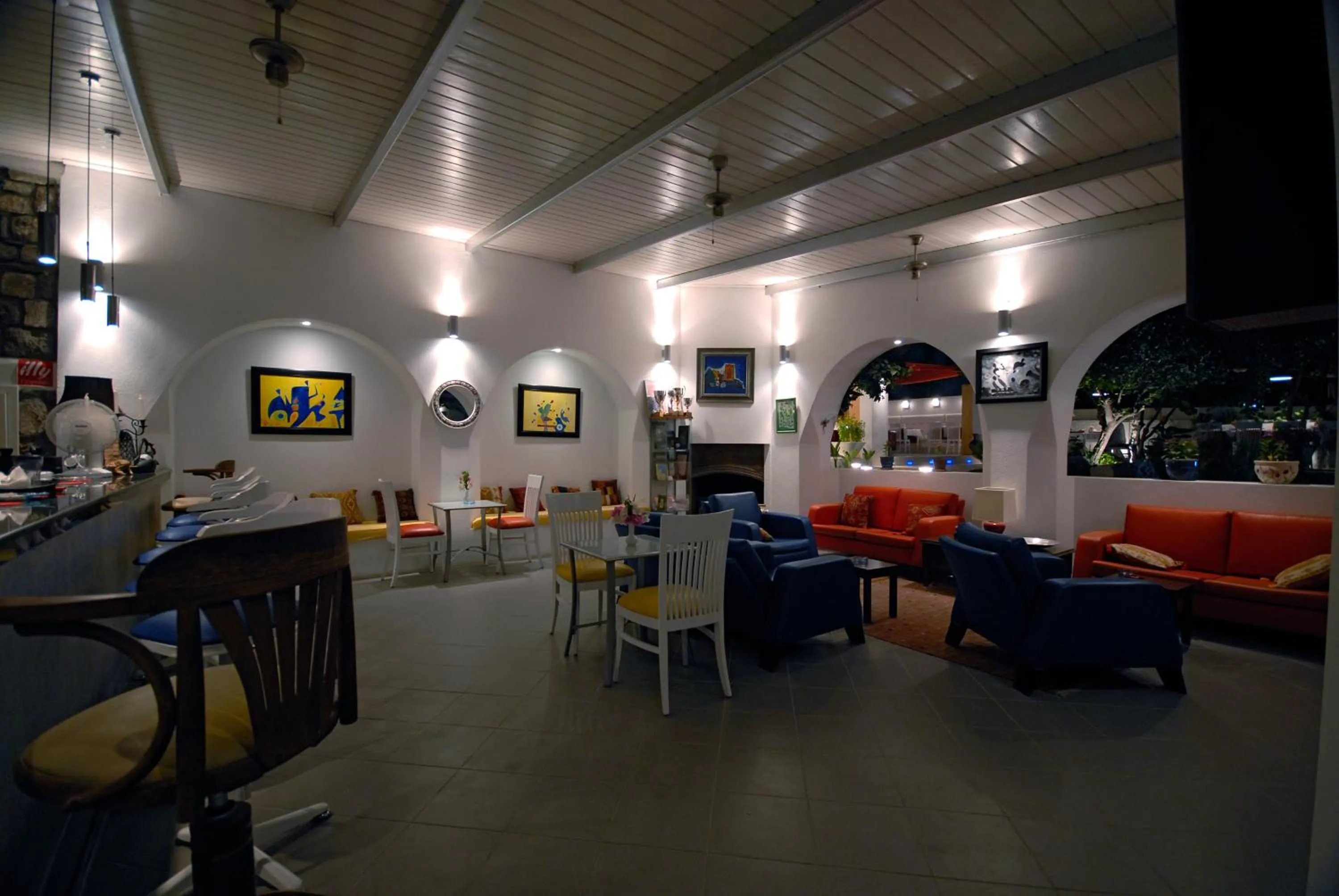 Lounge or bar in Su Hotel - Bodrum