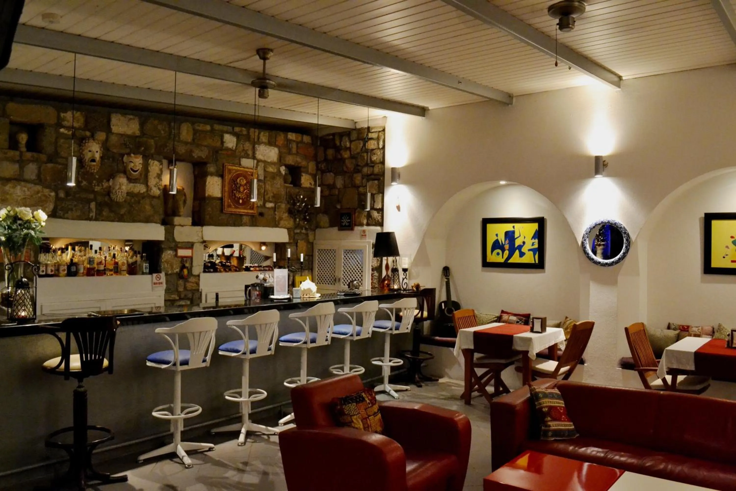 Lounge or bar in Su Hotel - Bodrum