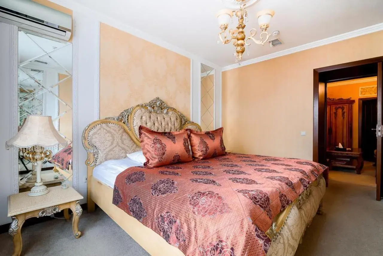 Family Room with Shower in Vintage Boutique Hotel Family Room with Shower in Vintage Boutique Hotel