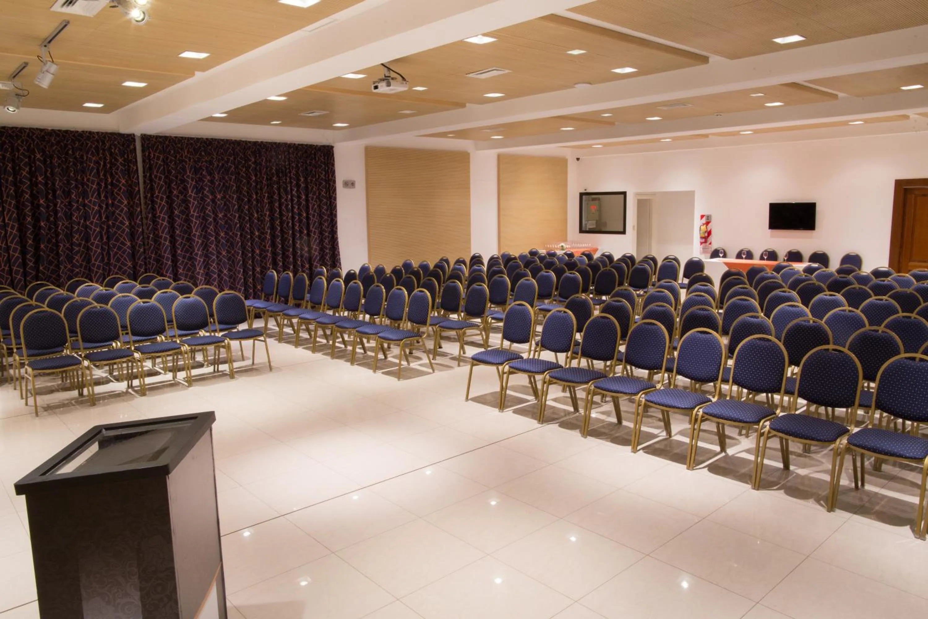 Meeting/conference room in Neper Hotel