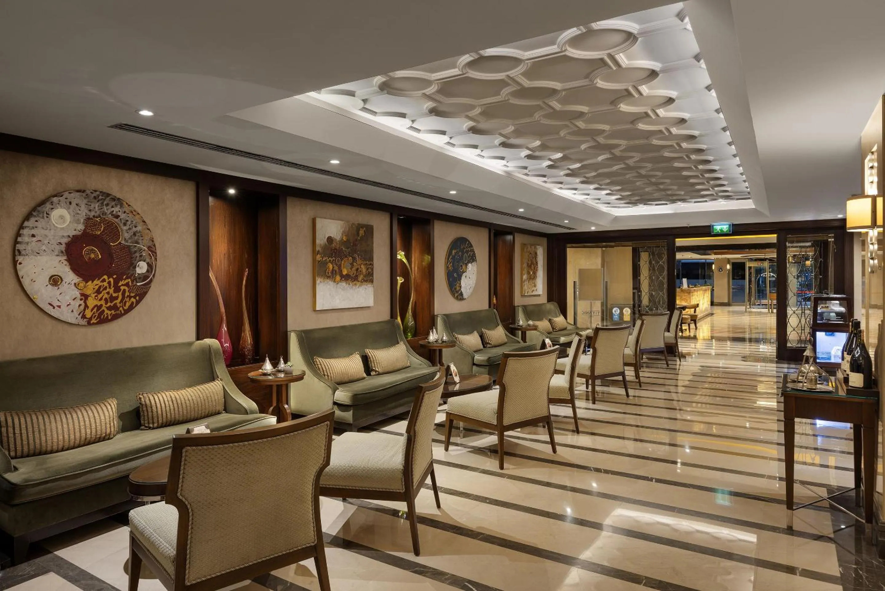 Restaurant/places to eat in Titanic City Taksim