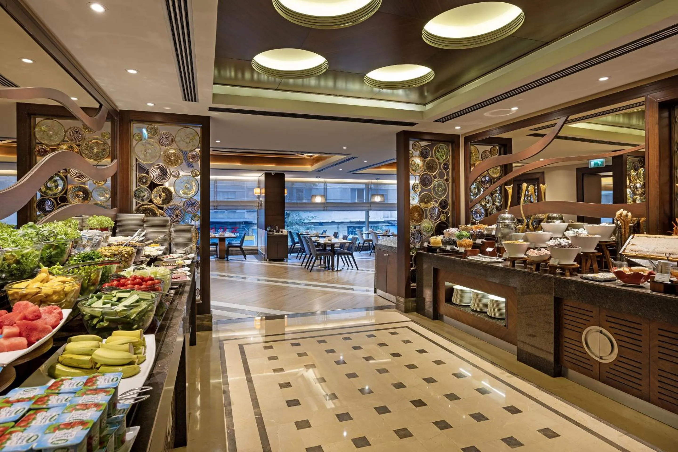 Buffet breakfast in Titanic City Taksim