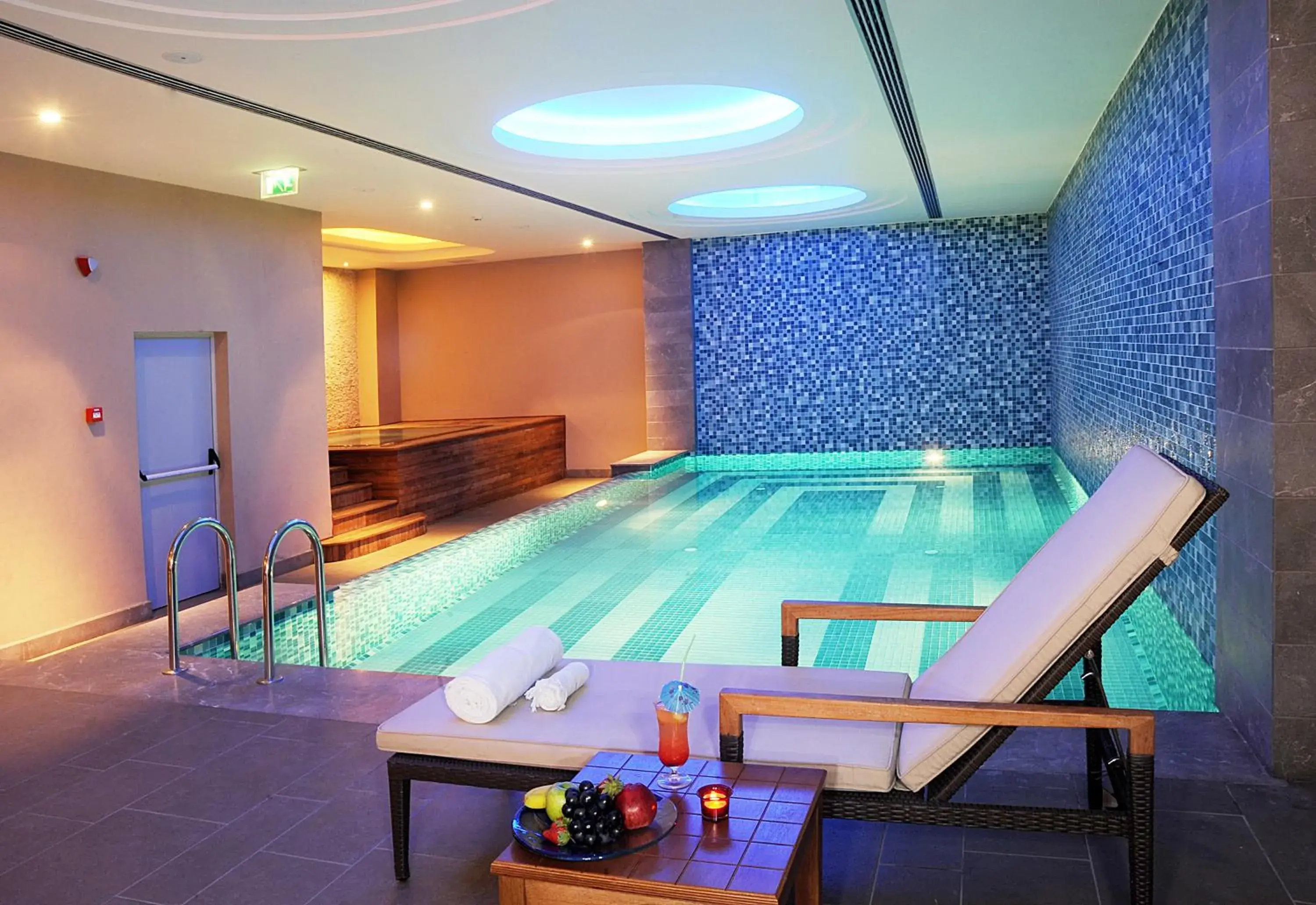 Swimming pool in Titanic City Taksim Swimming pool in Titanic City Taksim