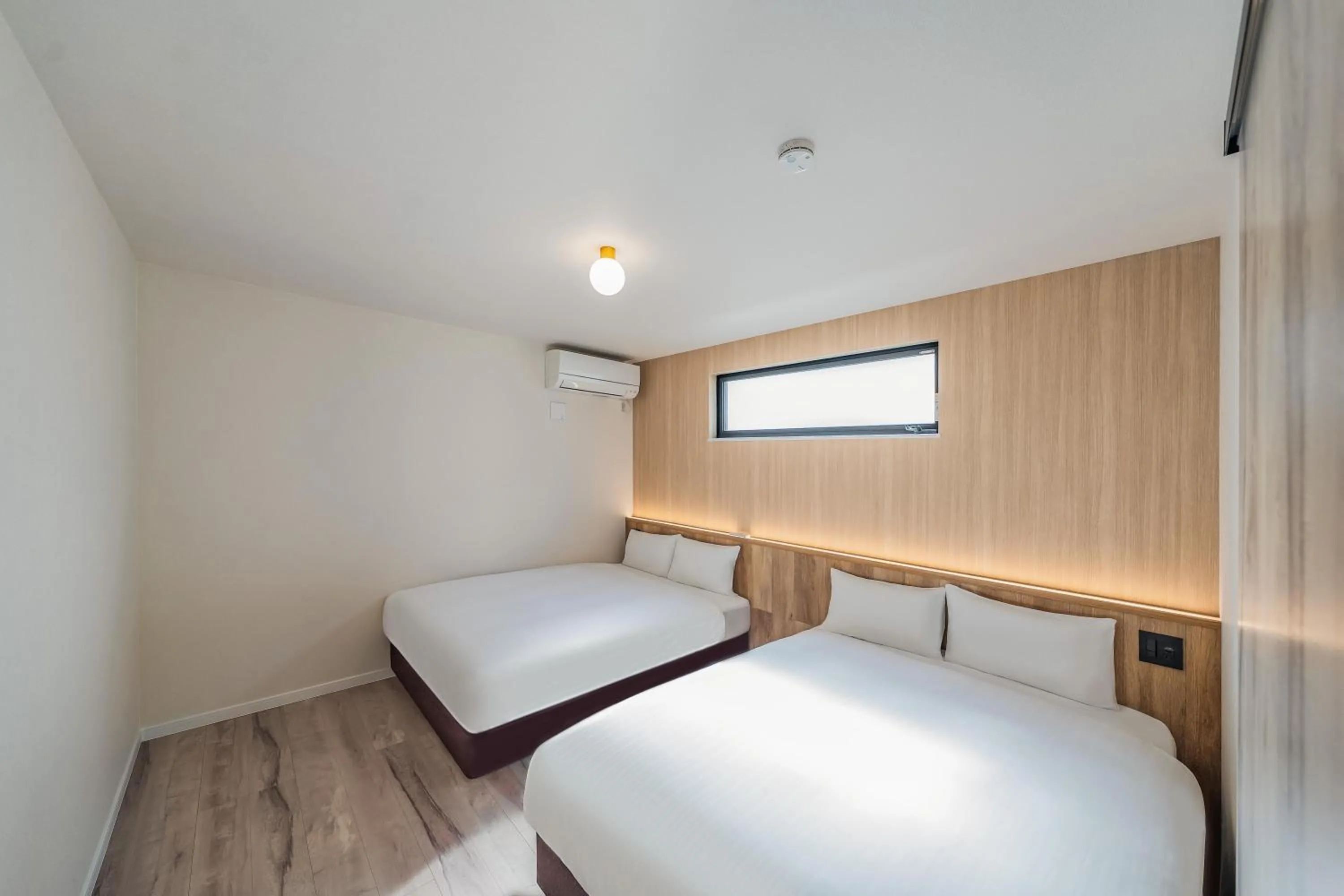 Photo of the whole room, Bed in Apartment Hotel 11 Villa Hanazonocho