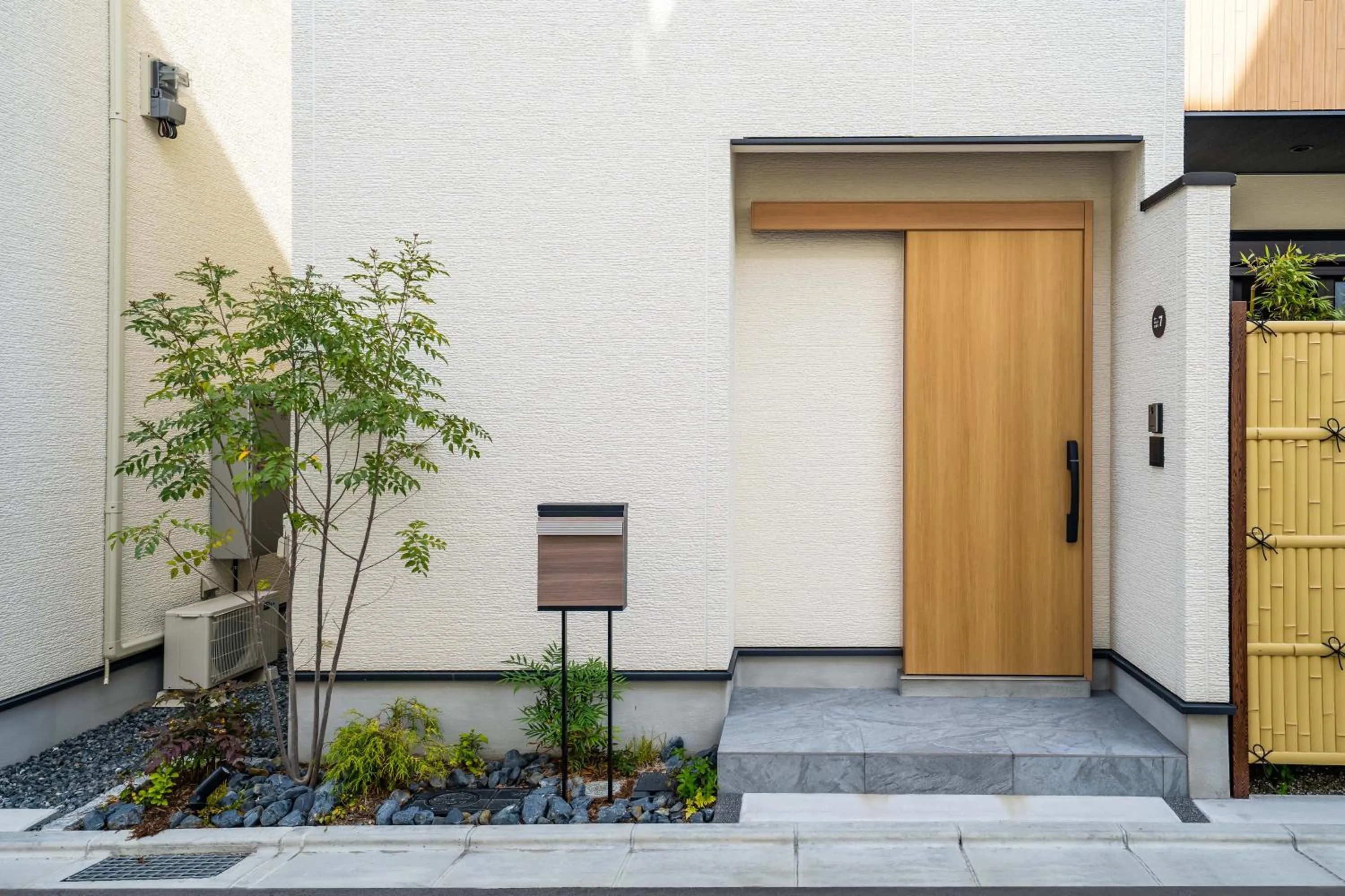 Spring in Apartment Hotel 11 Villa Hanazonocho