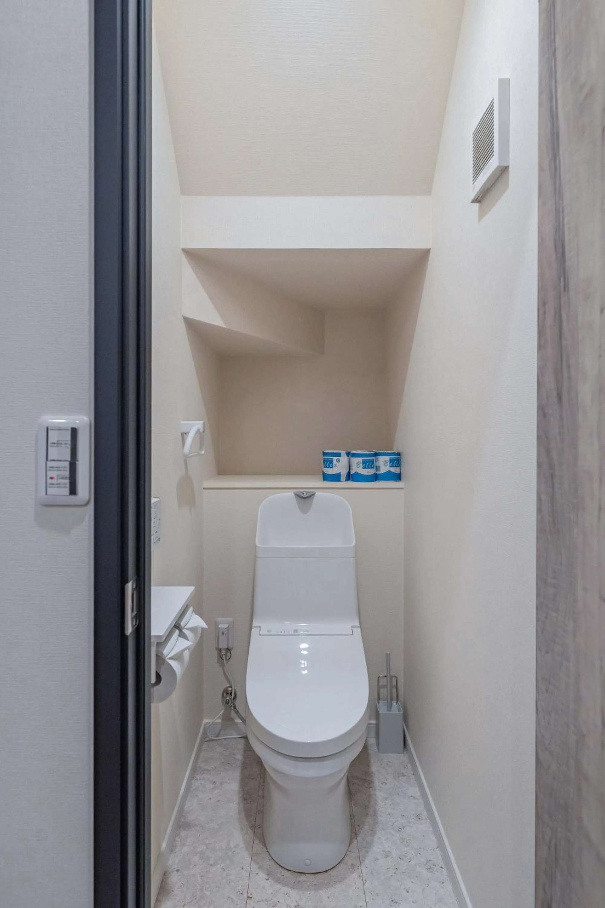 Toilet in Apartment Hotel 11 Villa Hanazonocho