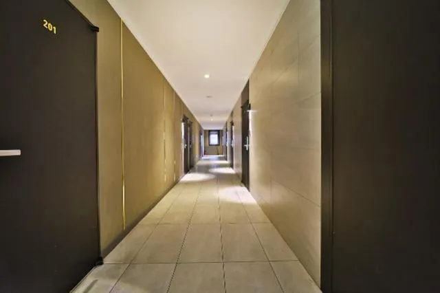 Suwon Brown Dot Suwon Ingyegyo