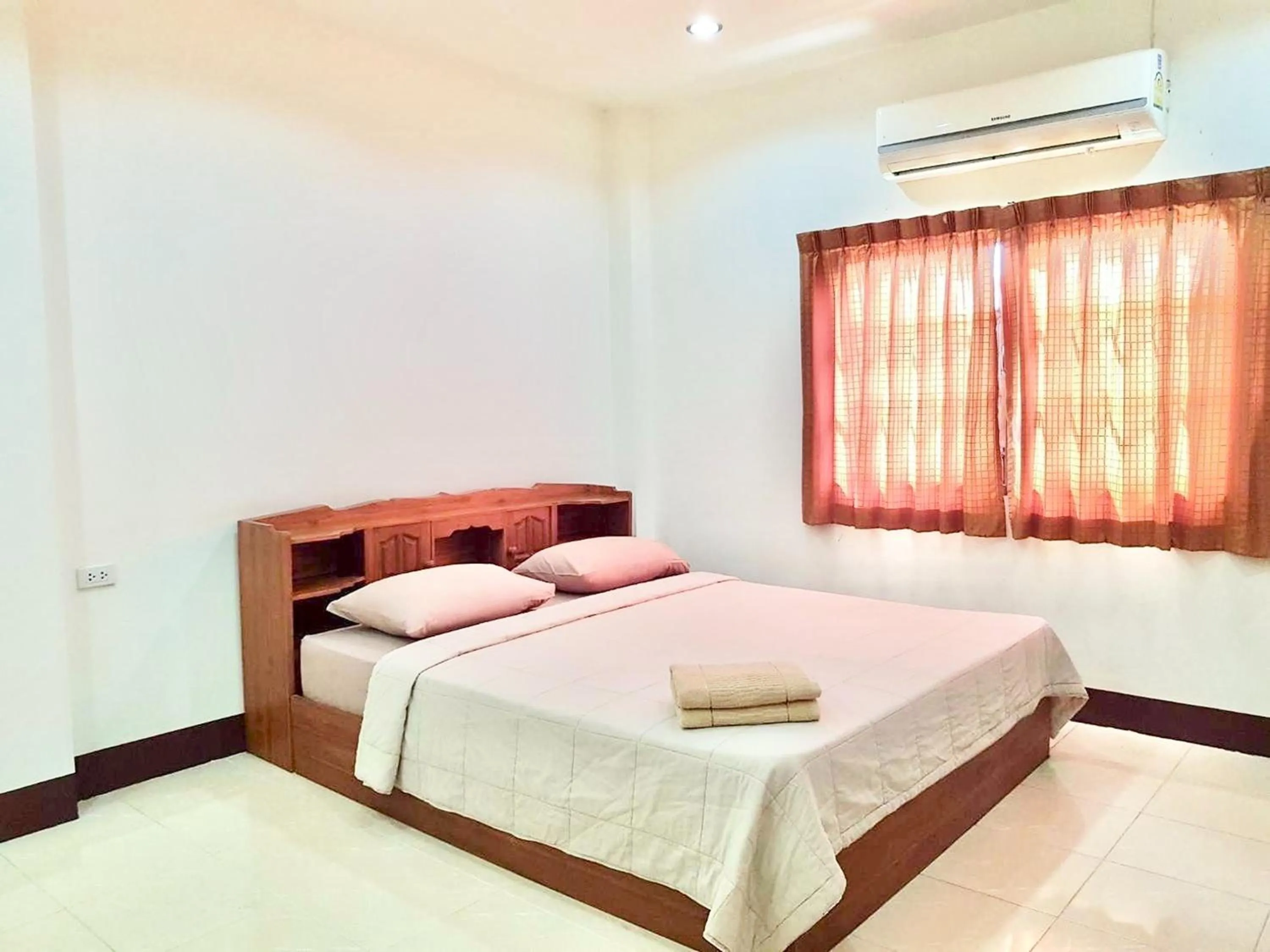 Bed in Fahluang Resort