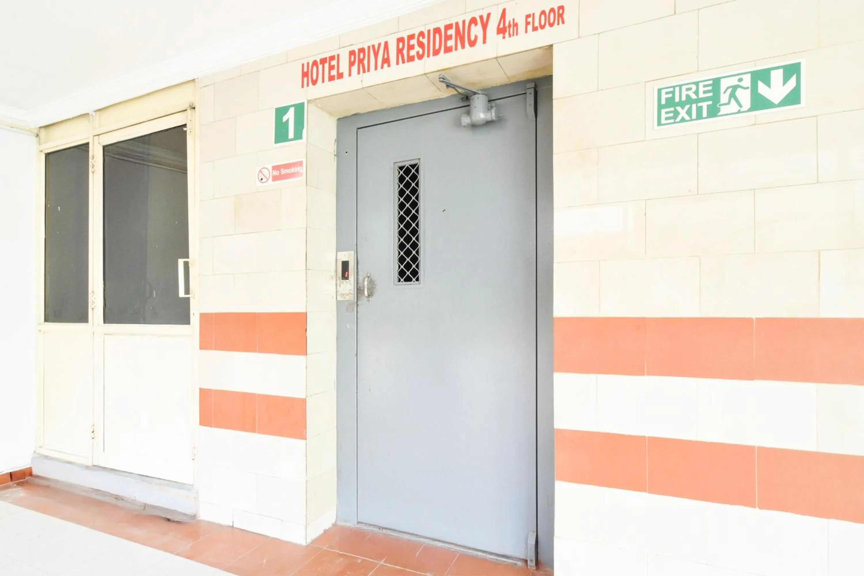 Facade/entrance in Hotel O Vaishnavi Residency