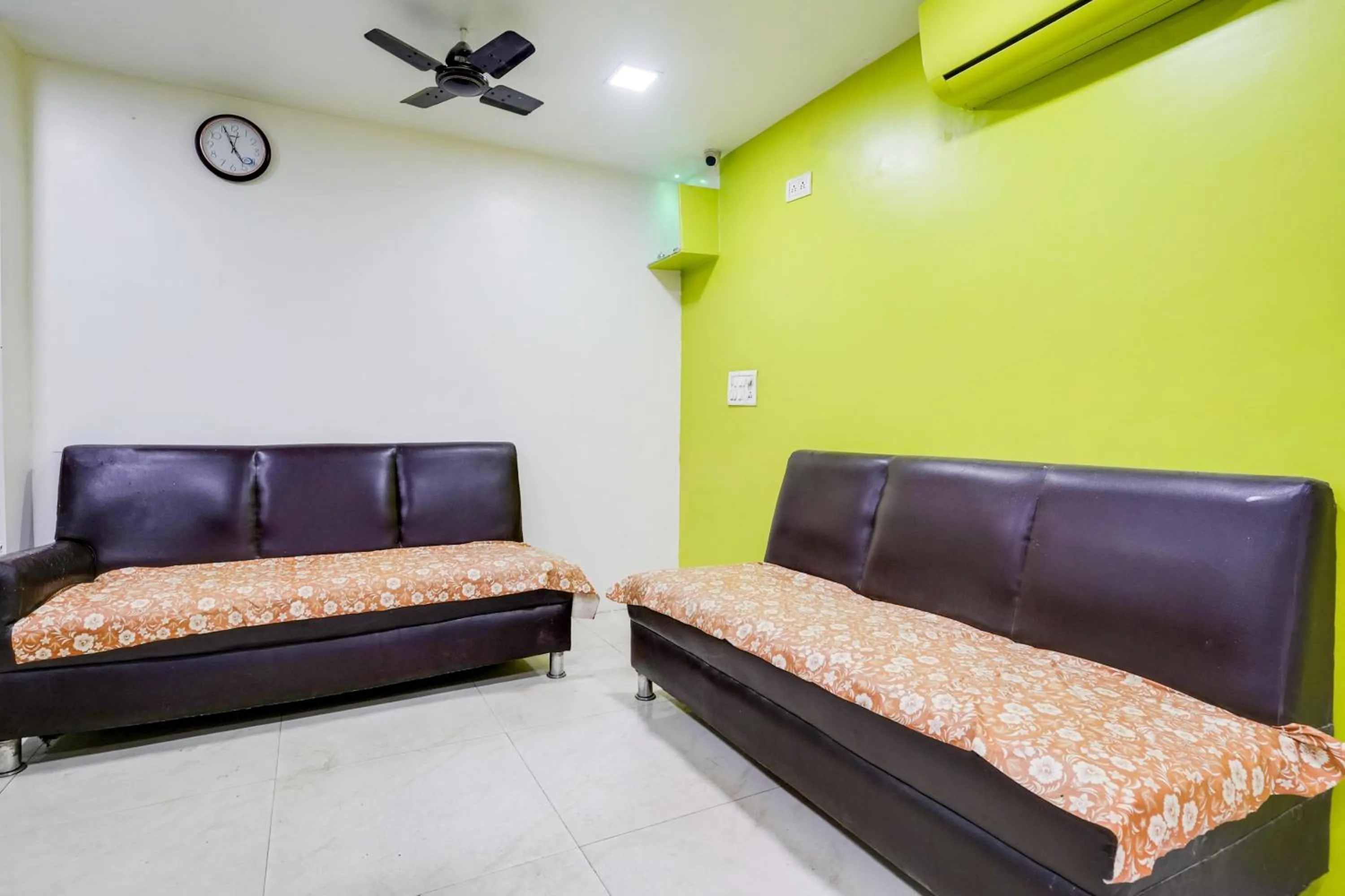 Lobby or reception in Hotel O Om Sai Palace