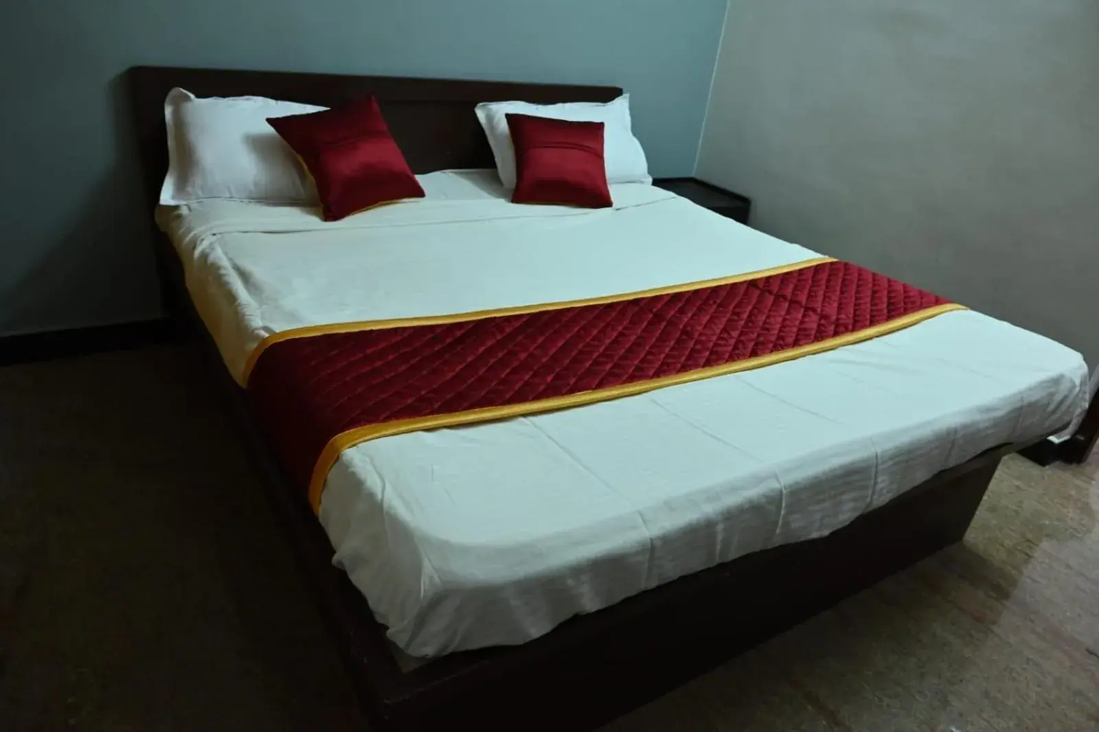 Bedroom, Bed in Prakash Residence - White Town Bedroom, Bed in Prakash Residence - White Town