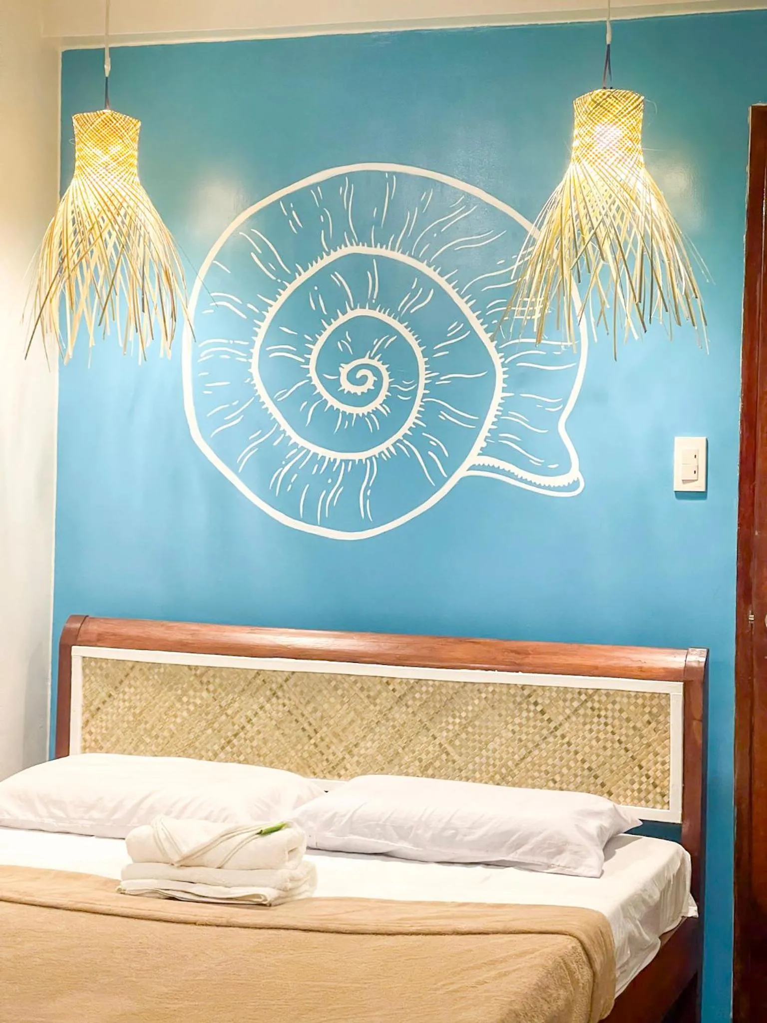 Bed in Amos Portside Inn El Nido