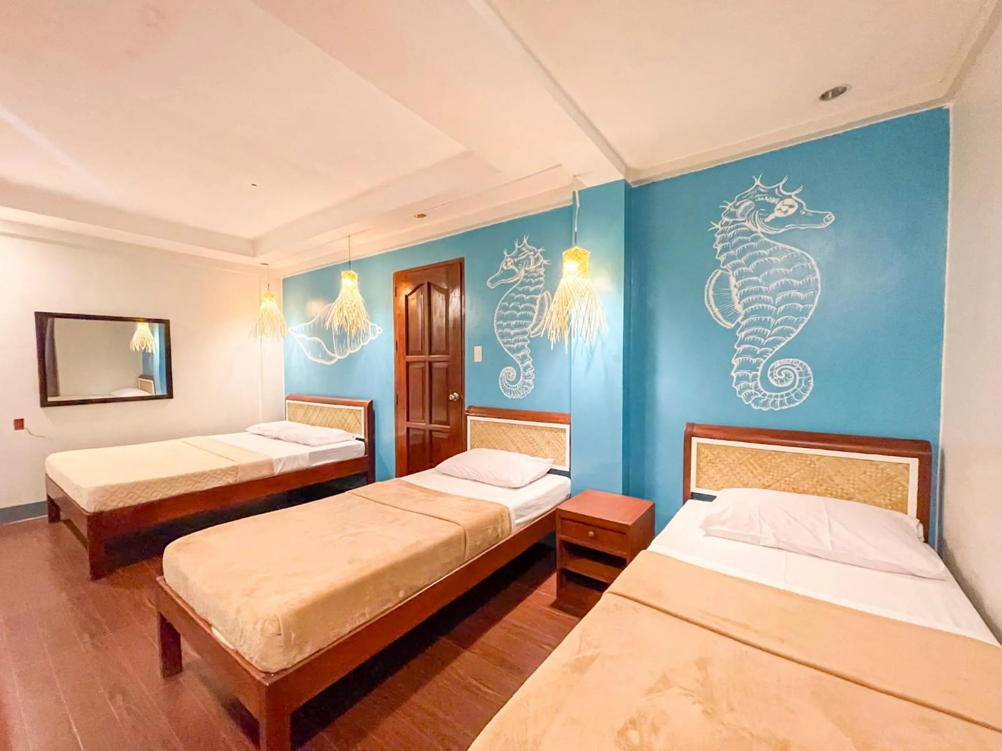 Bed in Amos Portside Inn El Nido