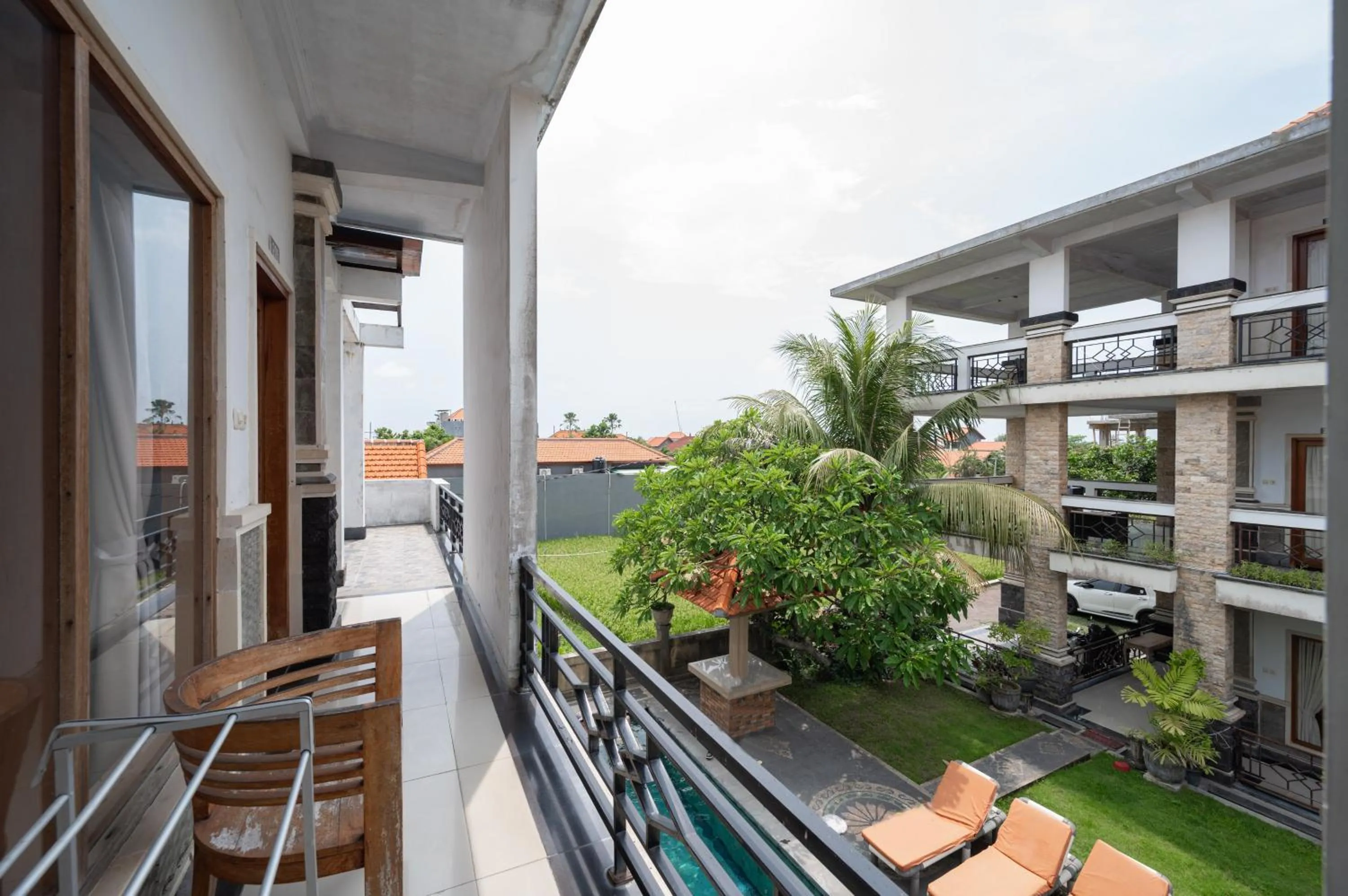 Property building in Agung Homestay Canggu Mitra RedDoorz