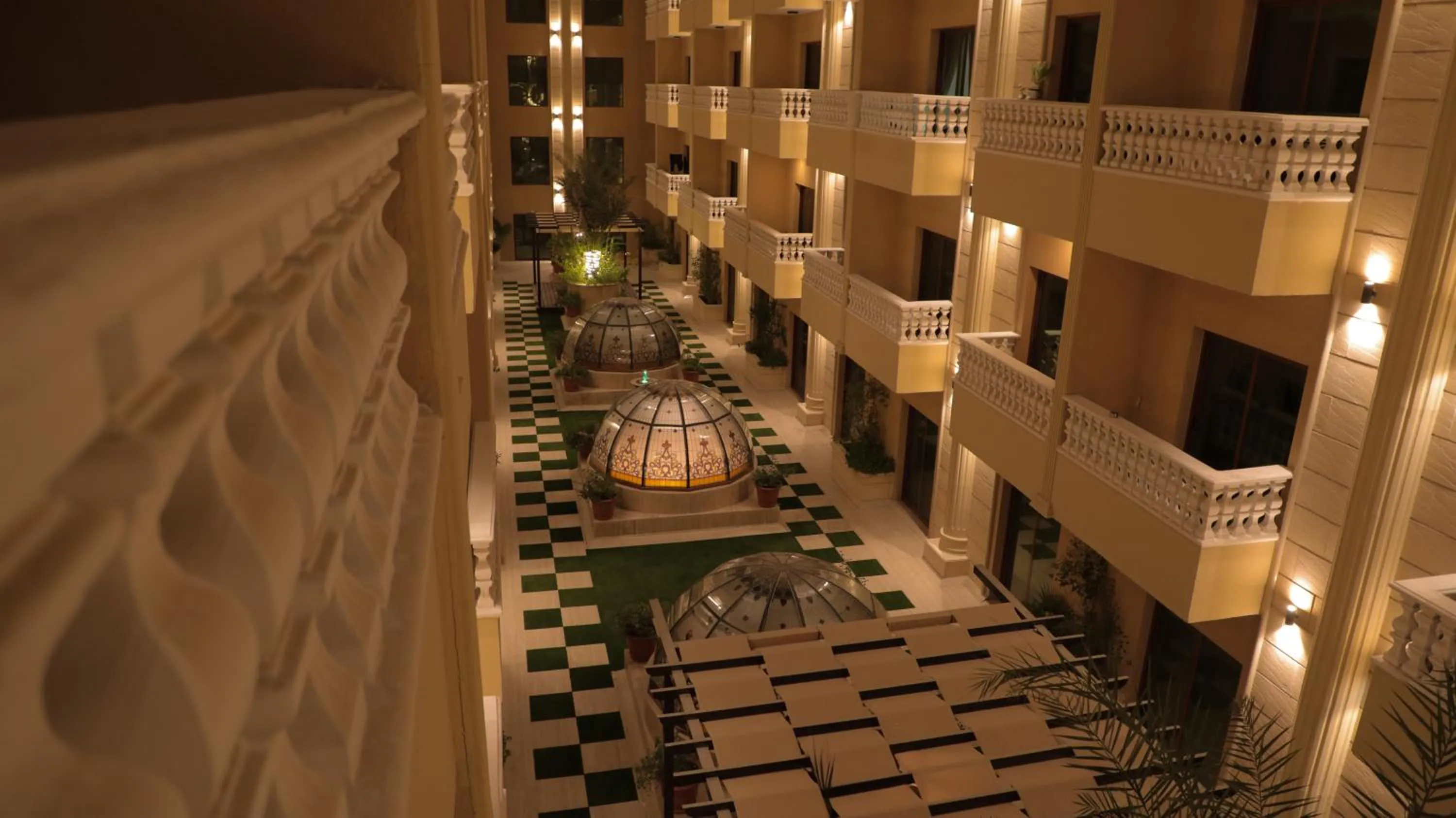 Inner courtyard view in La Zona Continental Hotel