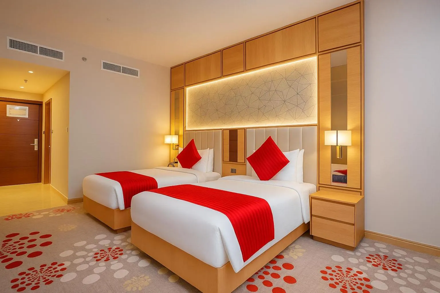 Standard Twin Room in La Zona Continental Hotel