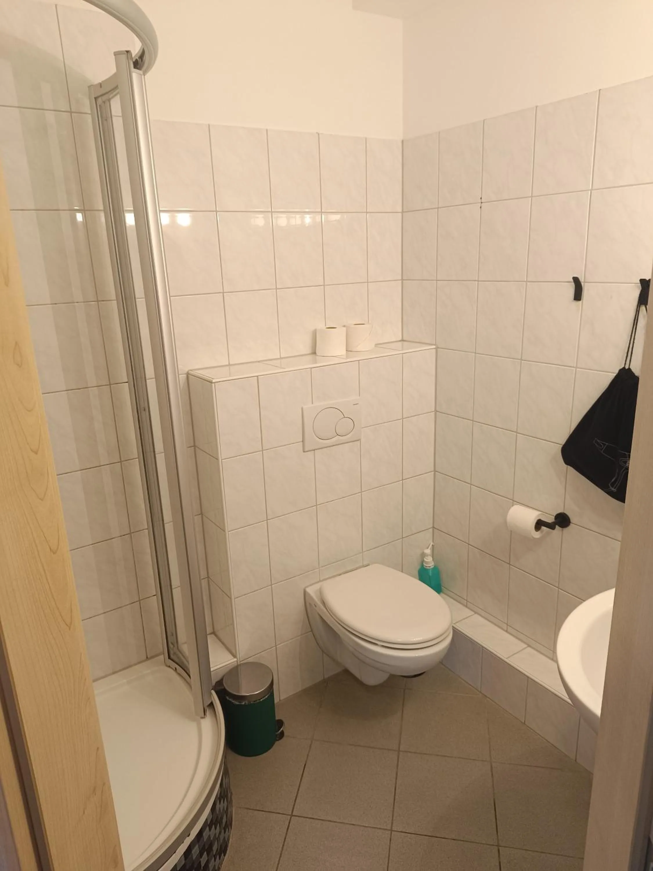 Shower in VEGAS Hotel