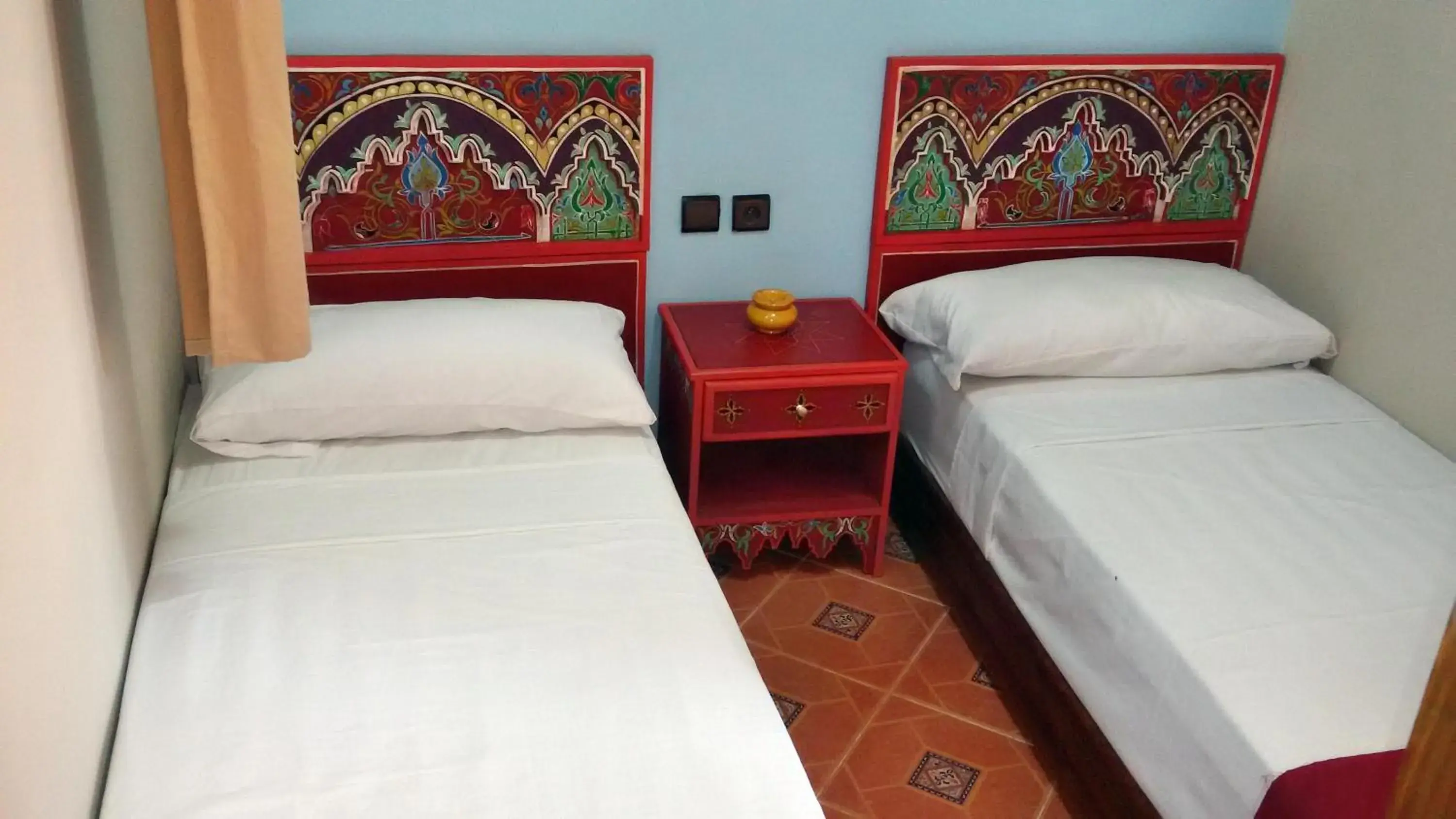 Standard Double Room with Shared Bathroom and Toilet in Hotel Maram Standard Double Room with Shared Bathroom and Toilet in Hotel Maram