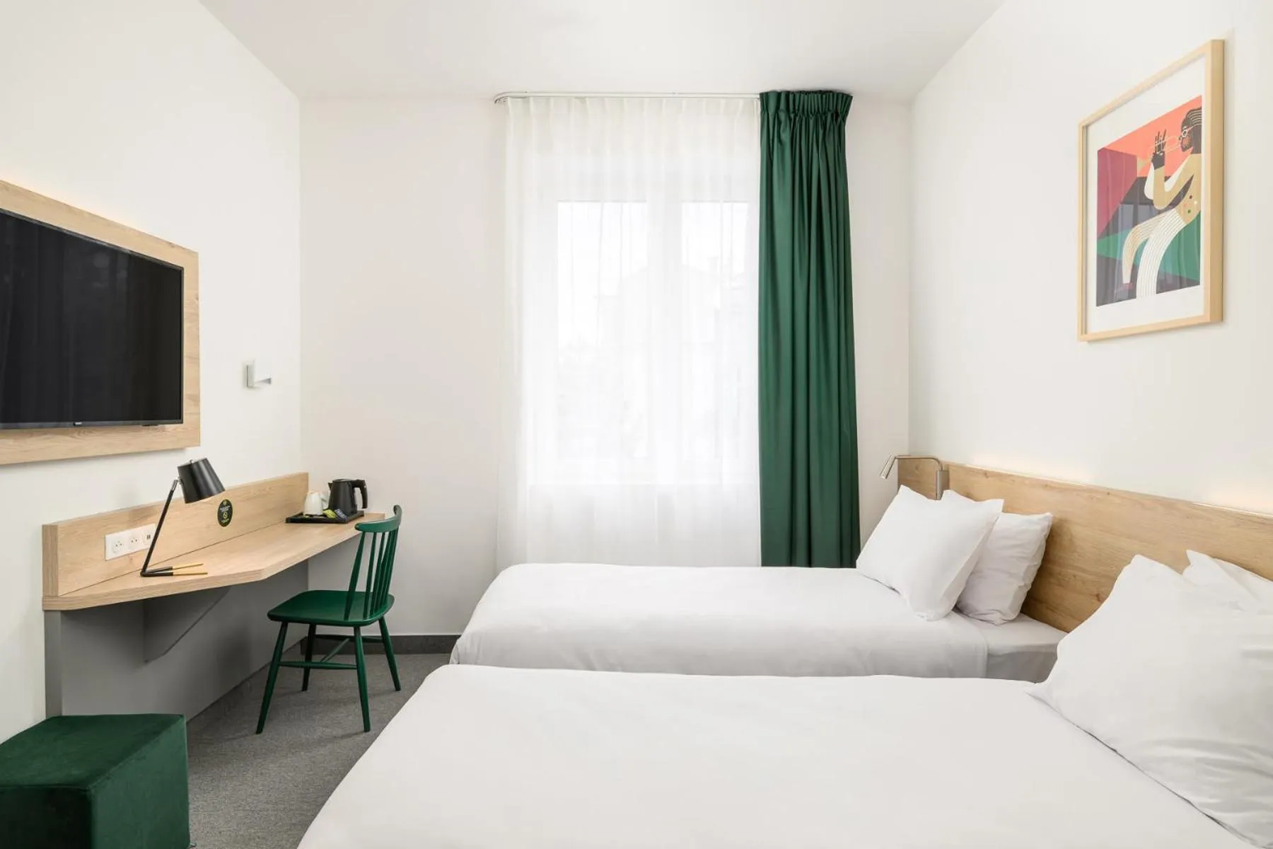 TV and multimedia, Bed in B&B HOTEL Kalisz Centrum