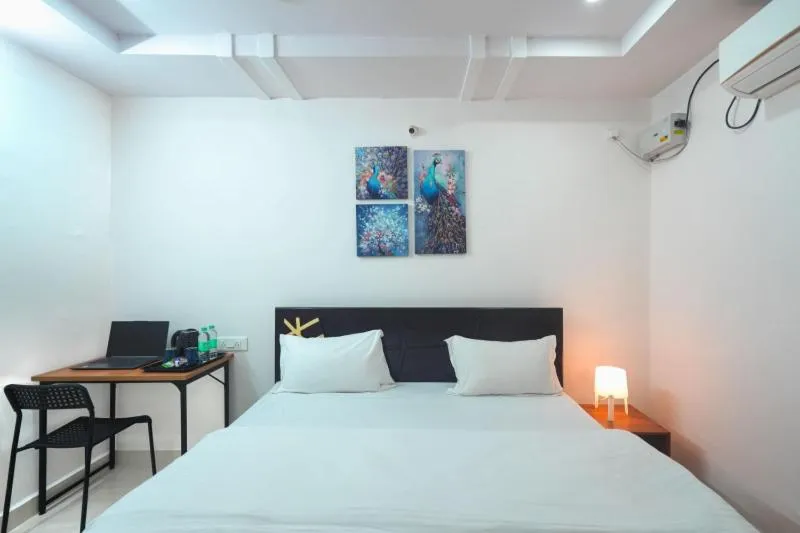 Superior Double Room in Hivee Hotel