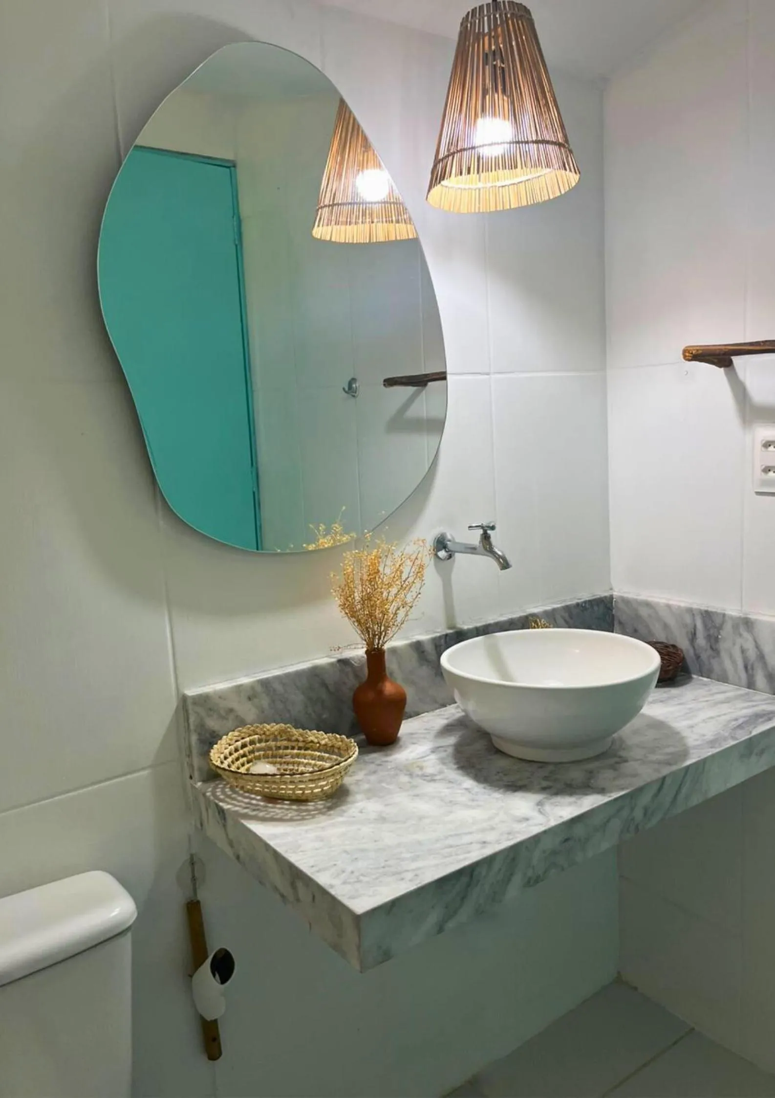 Toilet in Amaly Pousada