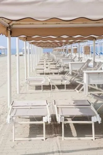 Beach in Danio beach house